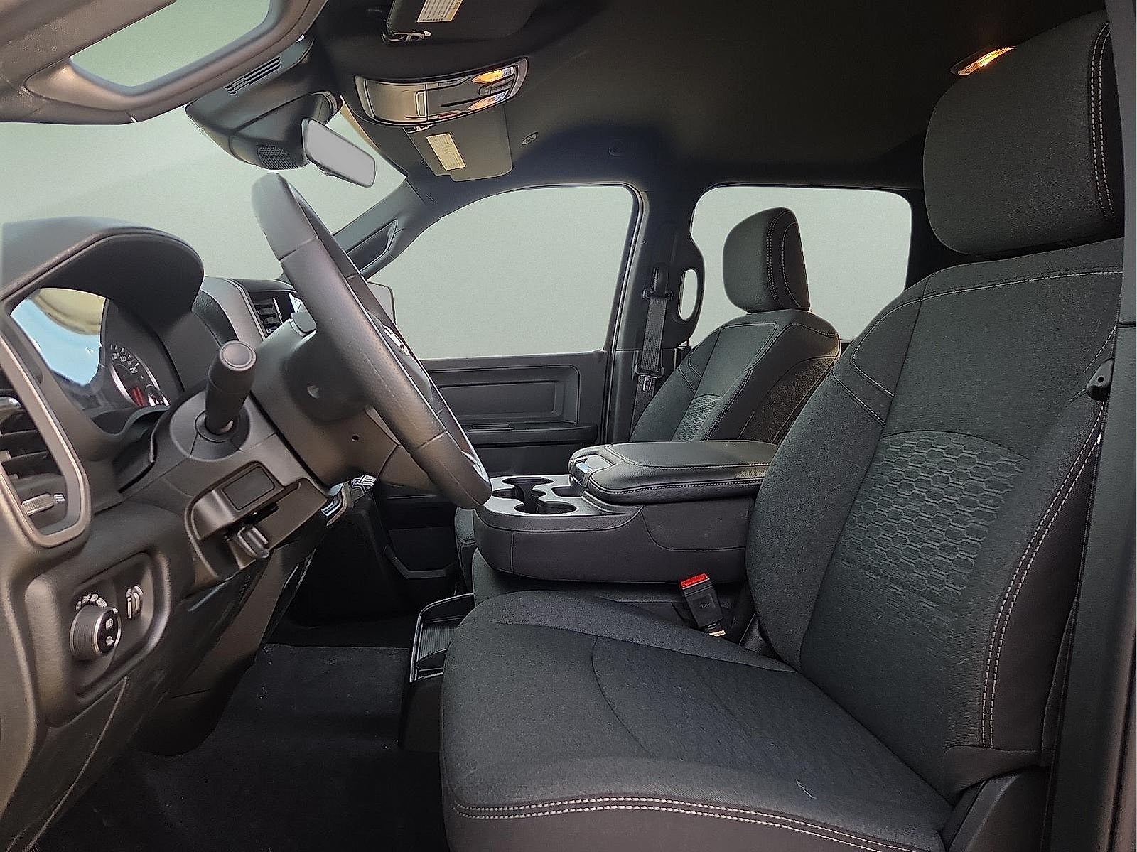 2026 RAM Ram 2500 RAM 2500 BLACK EXPRESS CREW CAB 4X4 6'4' BOX