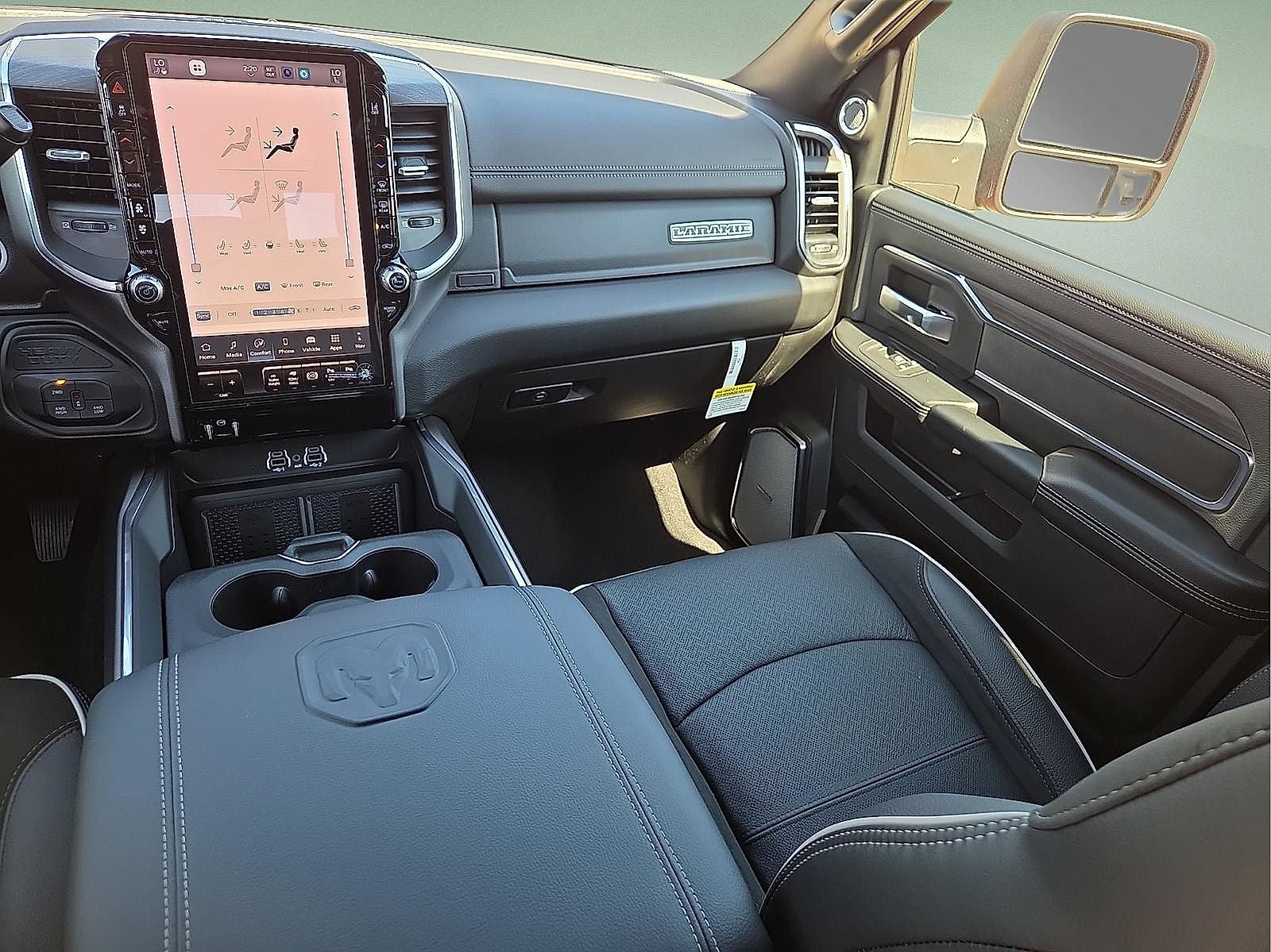 2026 RAM Ram 2500 RAM 2500 LARAMIE MEGA CAB 4X4 6'4' BOX