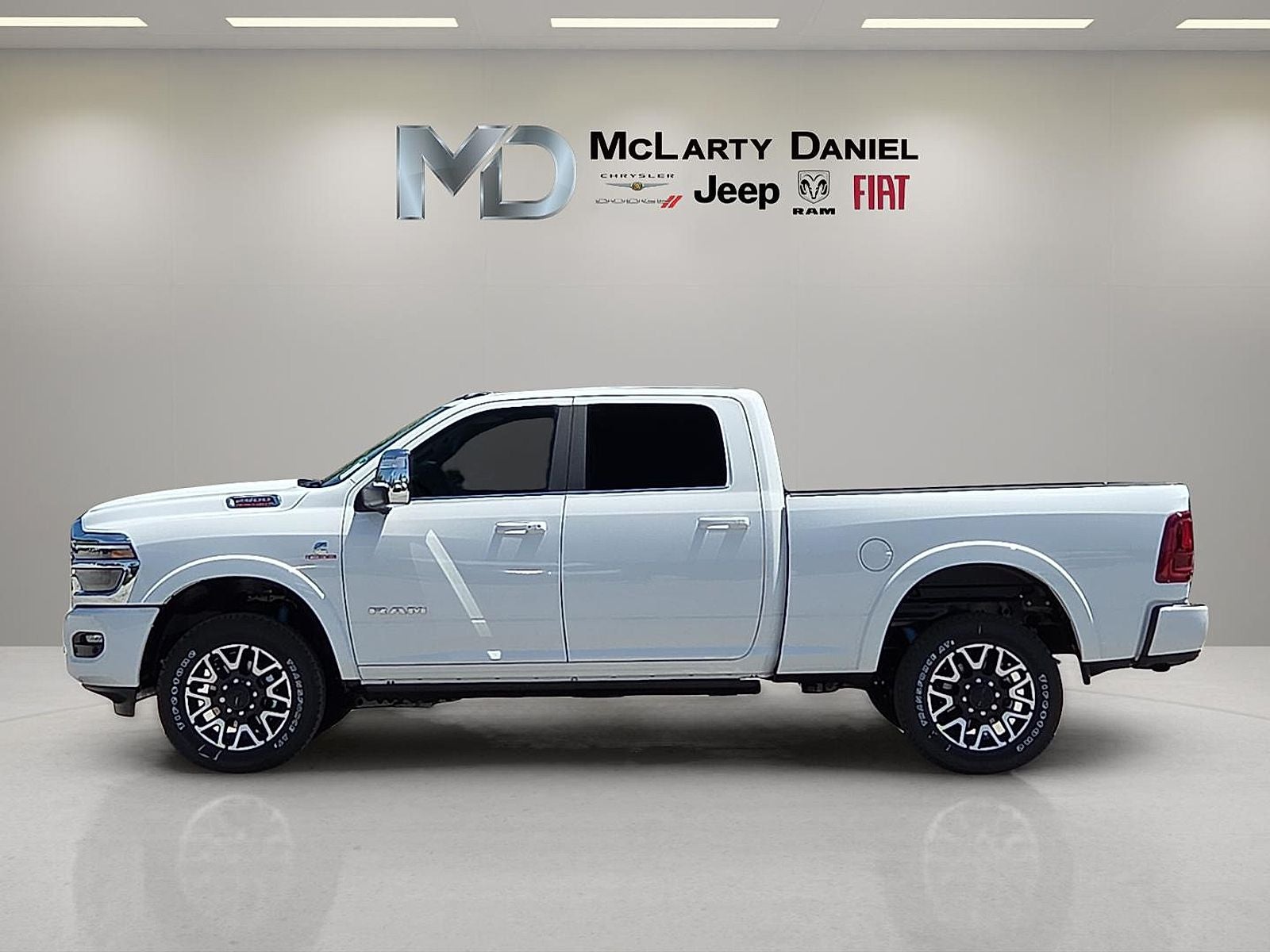 2026 RAM Ram 2500 RAM 2500 LIMITED LONGHORN CREW CAB 4X4 6'4' BOX