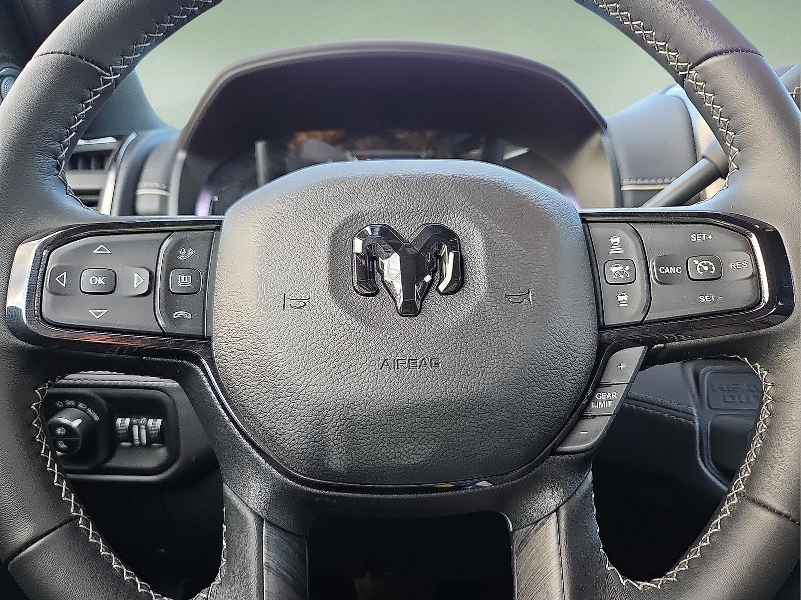 2026 RAM Ram 2500 RAM 2500 LIMITED CREW CAB 4X4 6'4' BOX