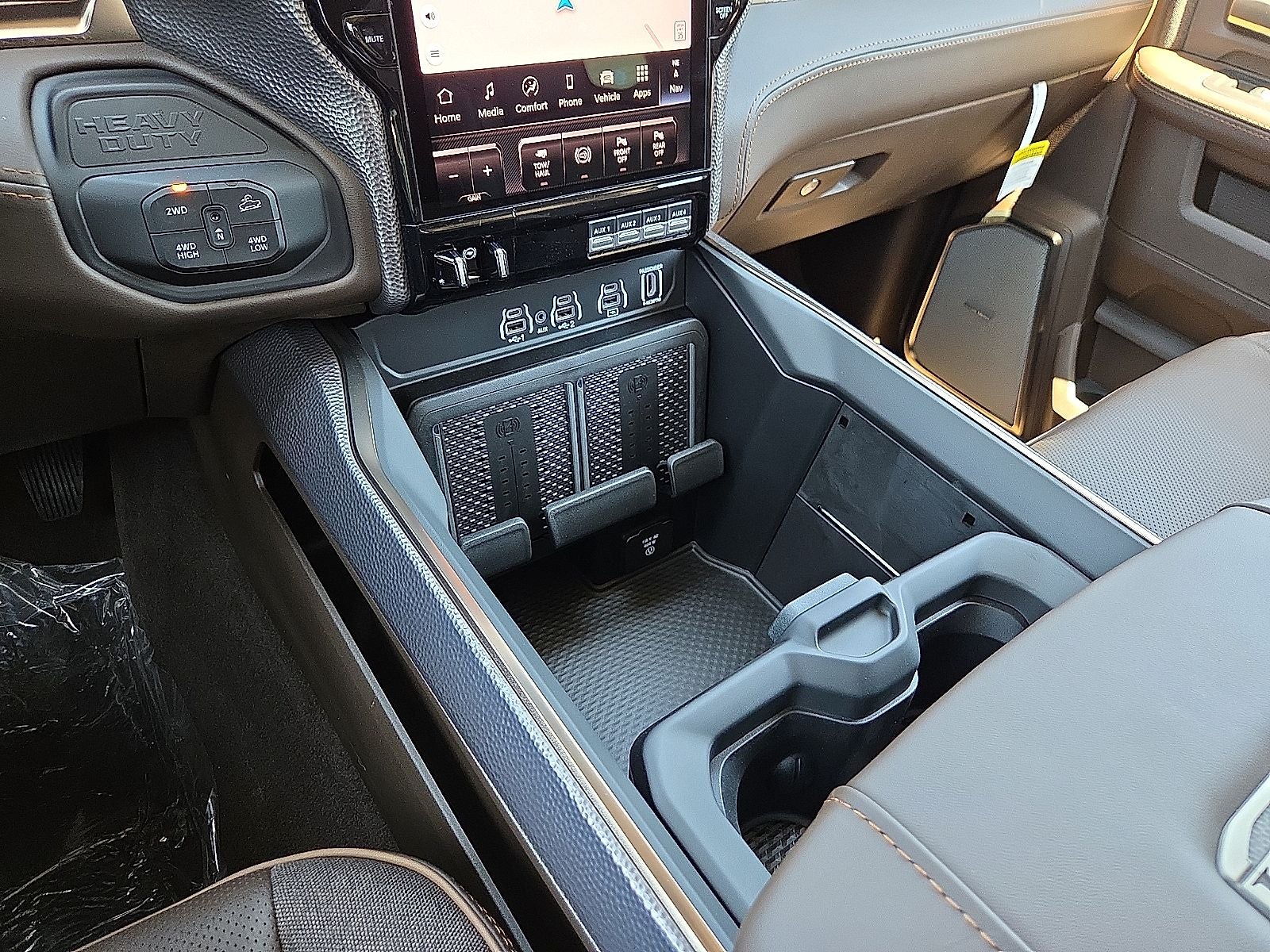 2026 RAM Ram 2500 RAM 2500 LIMITED LONGHORN CREW CAB 4X4 6'4' BOX