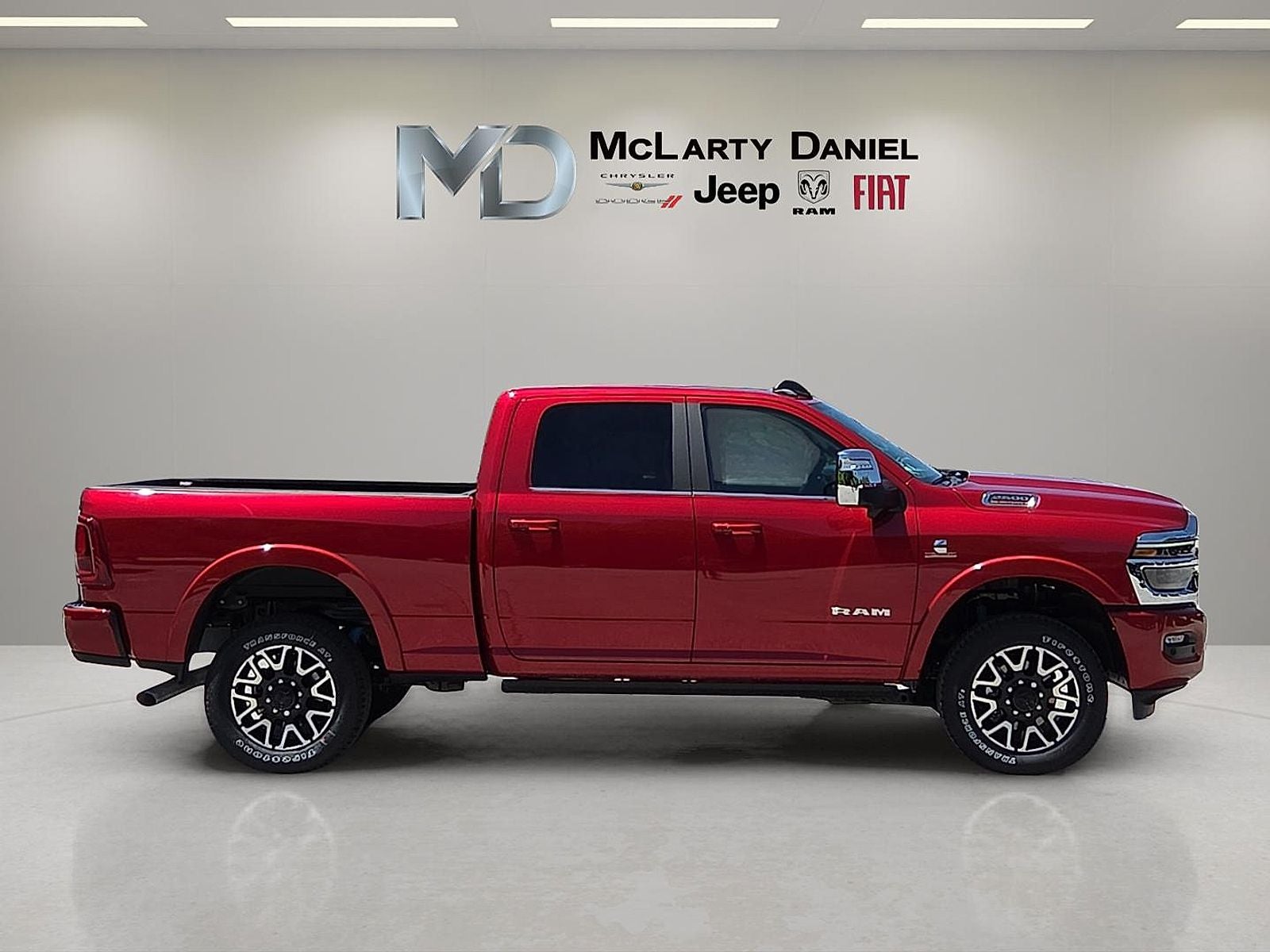 2026 RAM Ram 2500 RAM 2500 LIMITED LONGHORN CREW CAB 4X4 6'4' BOX