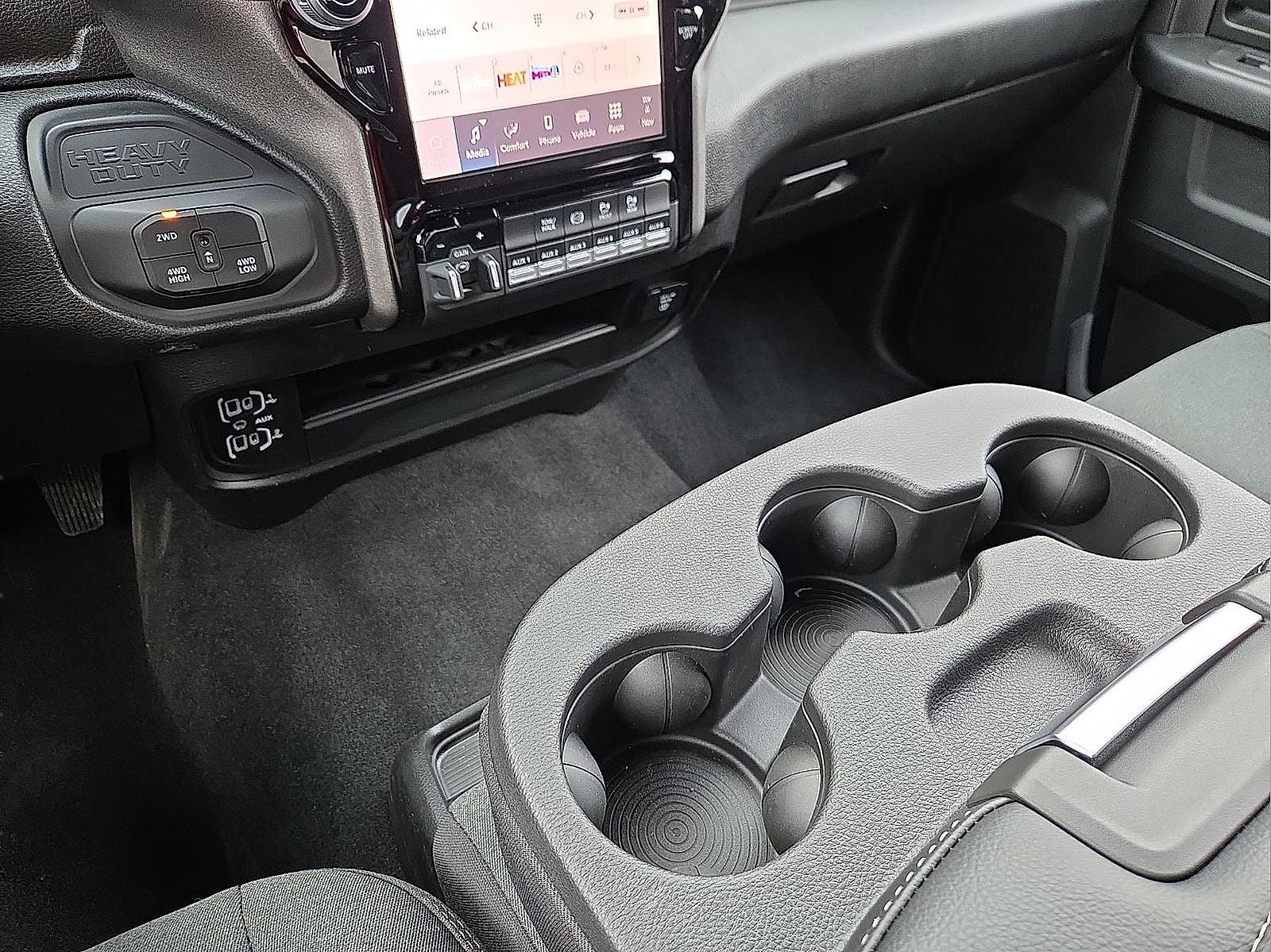 2026 RAM Ram 3500 RAM 3500 TRADESMAN CREW CAB 4X4 8' BOX