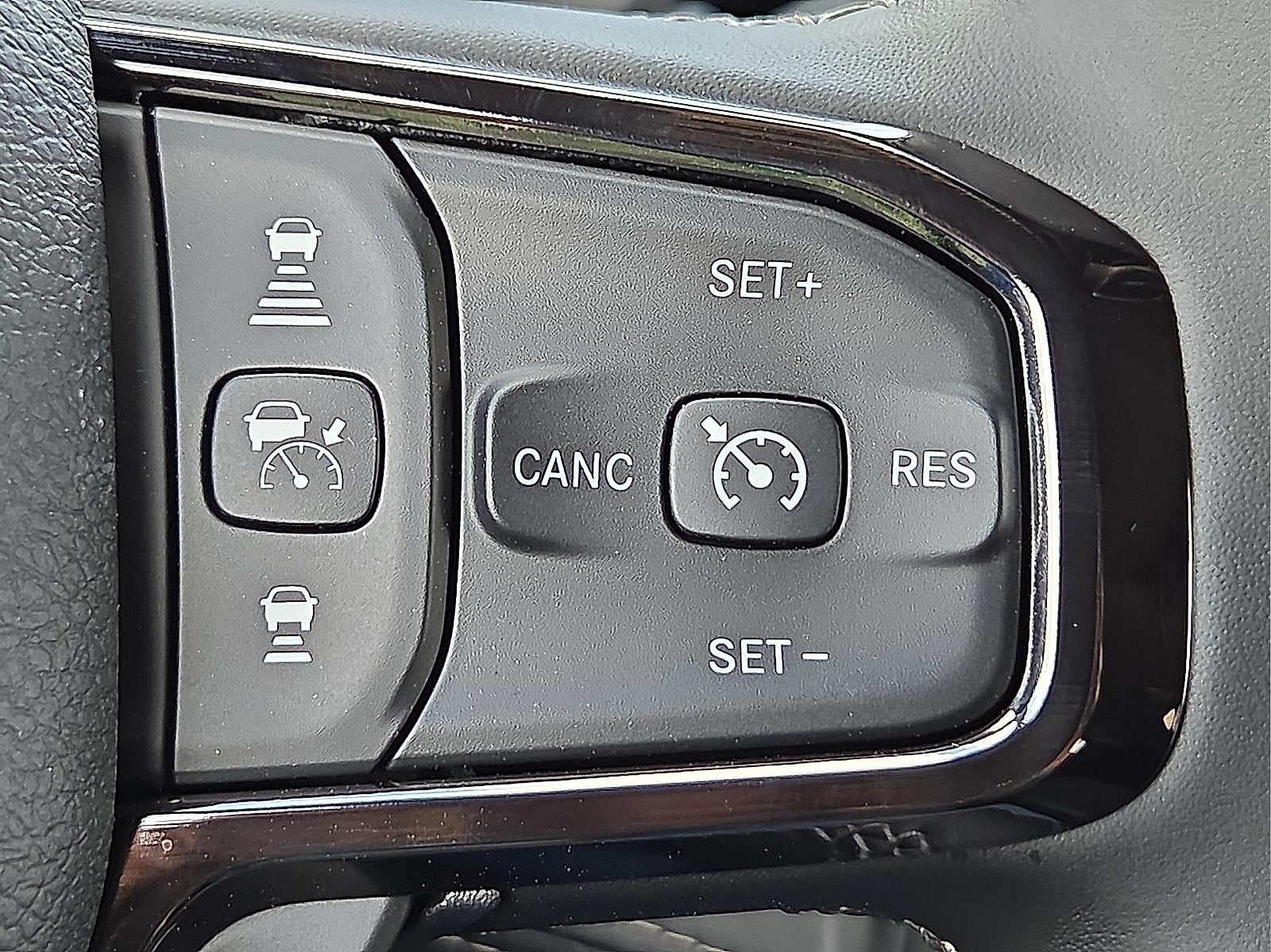 2026 RAM Ram 3500 RAM 3500 LIMITED MEGA CAB 4X4 6'4' BOX