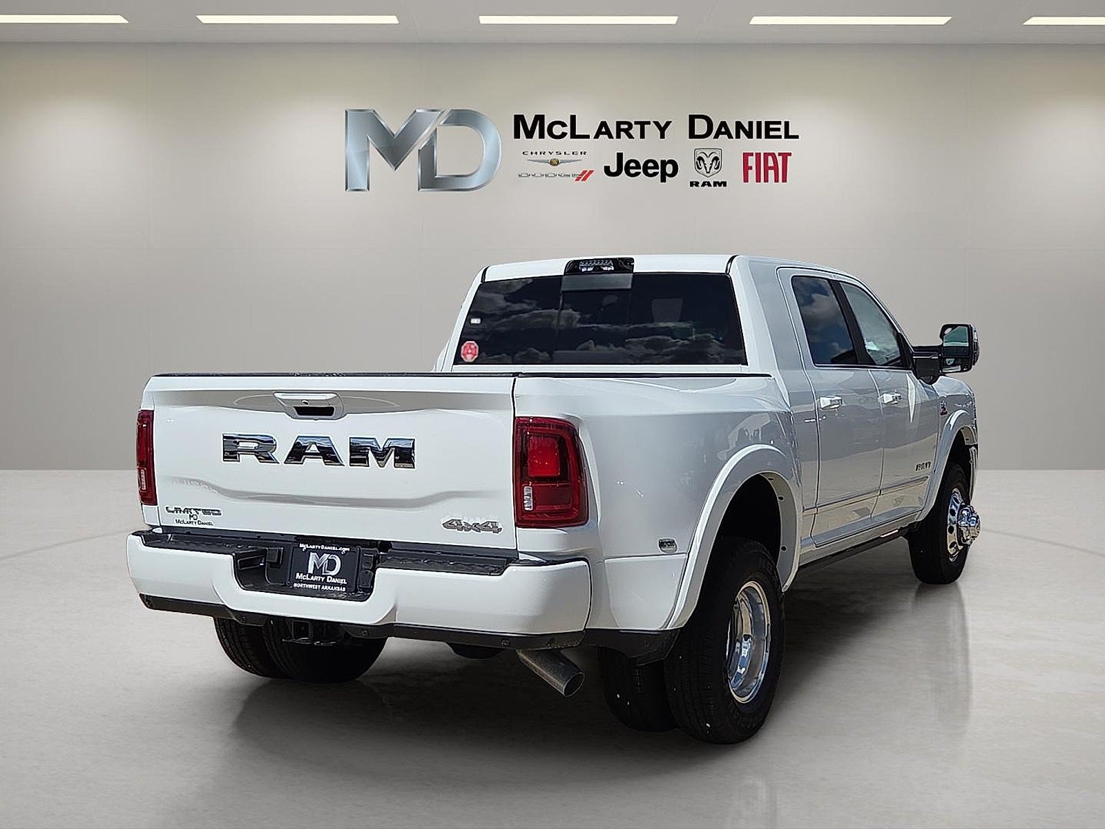 2026 RAM Ram 3500 RAM 3500 LIMITED MEGA CAB 4X4 6'4' BOX