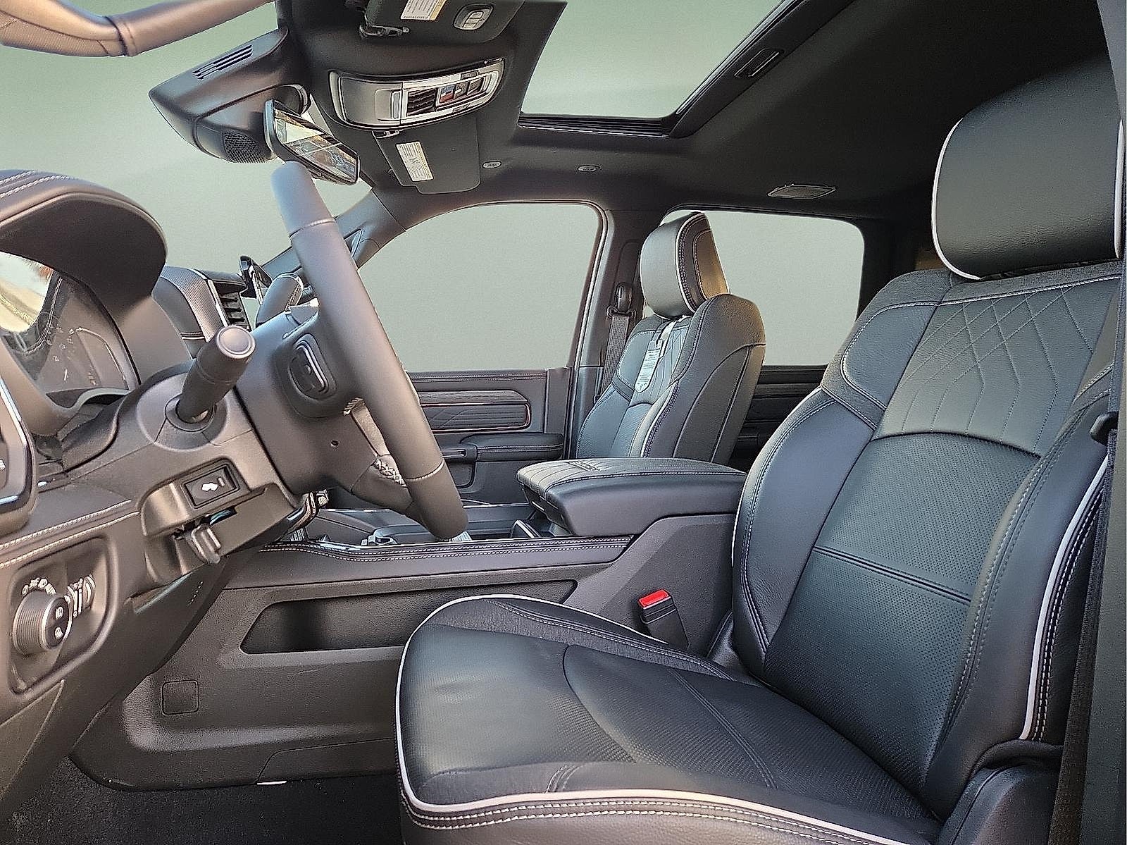 2026 RAM Ram 3500 RAM 3500 LIMITED MEGA CAB 4X4 6'4' BOX