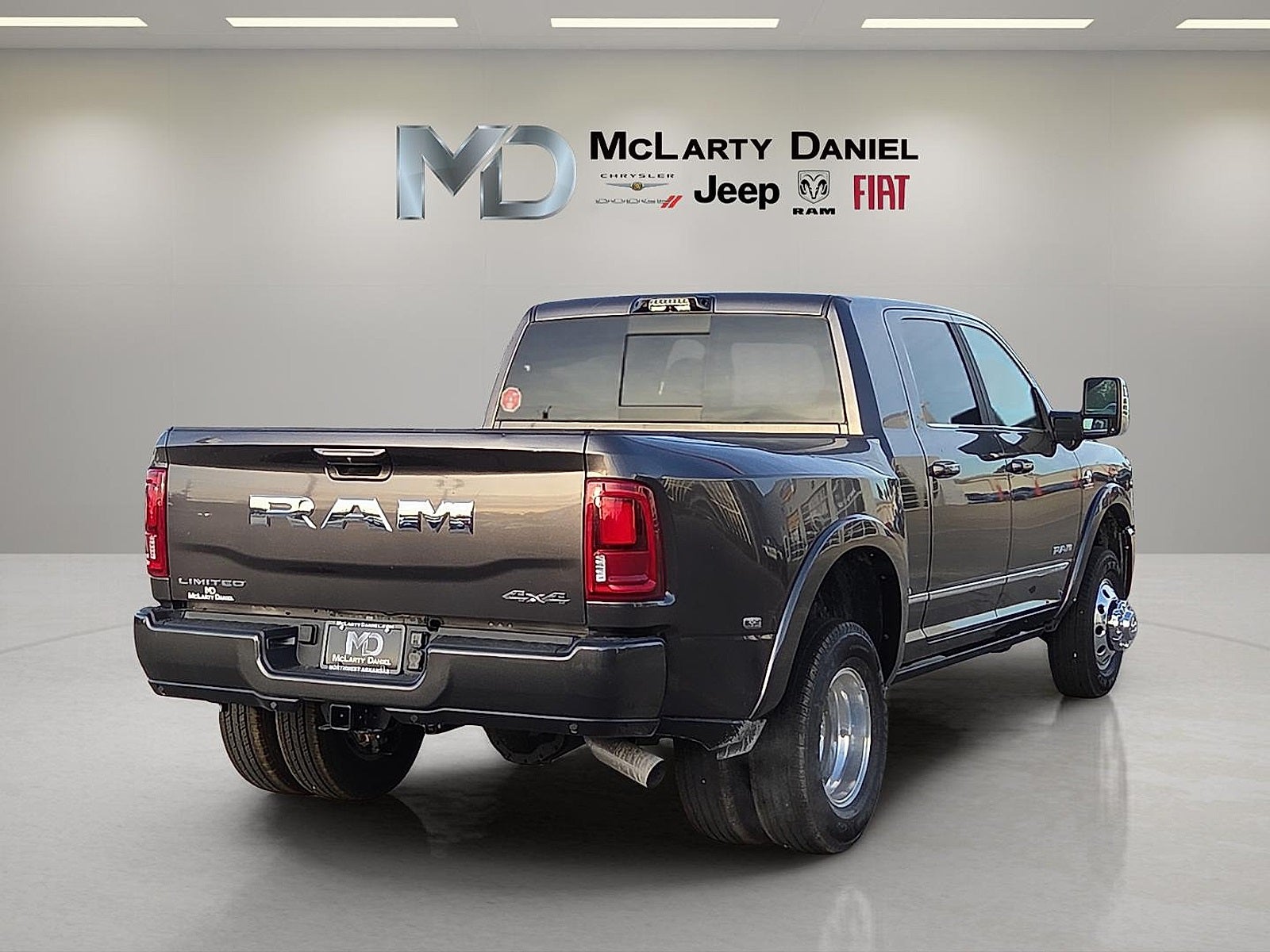 2026 RAM Ram 3500 RAM 3500 LIMITED MEGA CAB 4X4 6'4' BOX