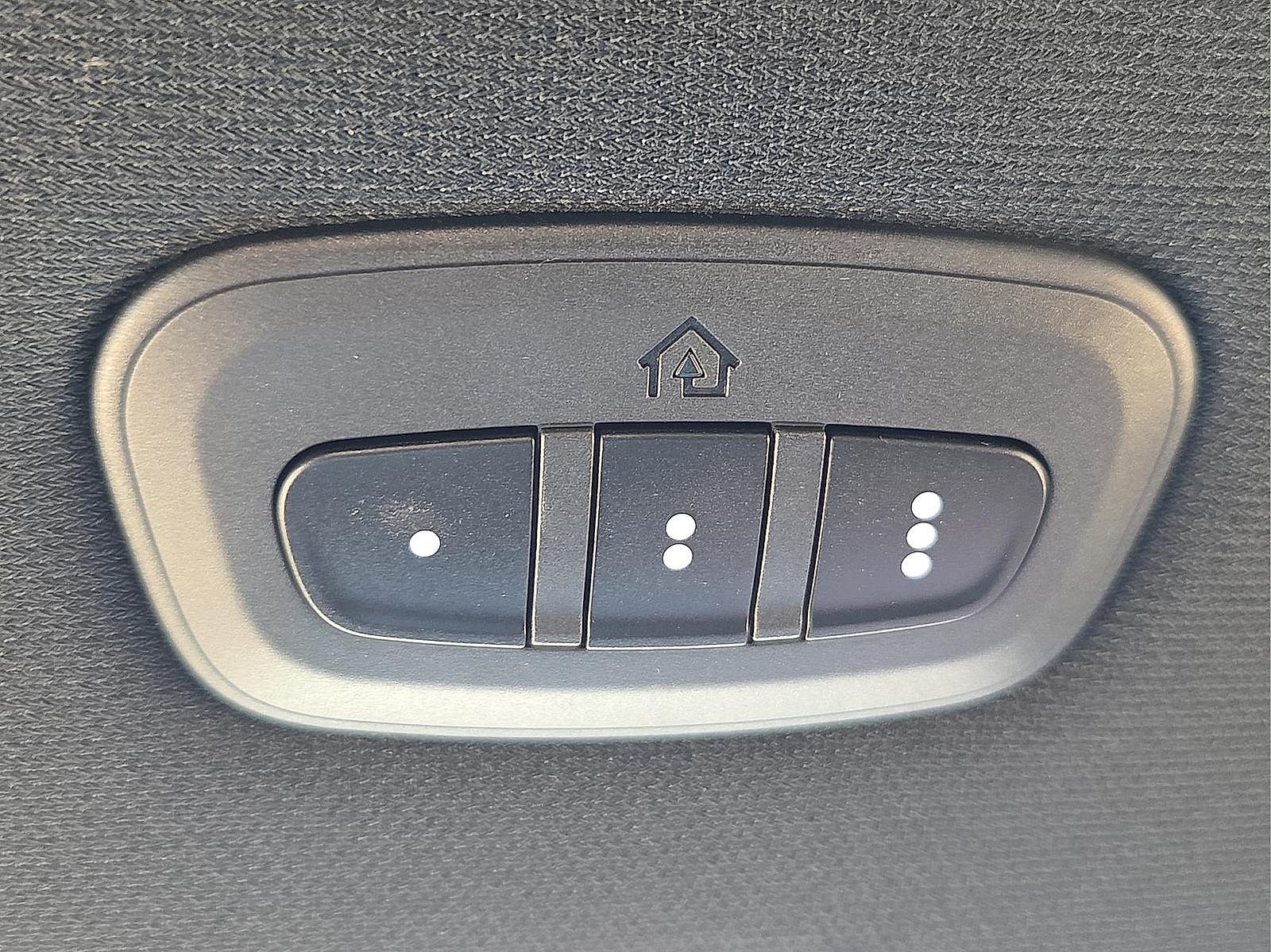 2026 RAM Ram 3500 RAM 3500 LIMITED MEGA CAB 4X4 6'4' BOX