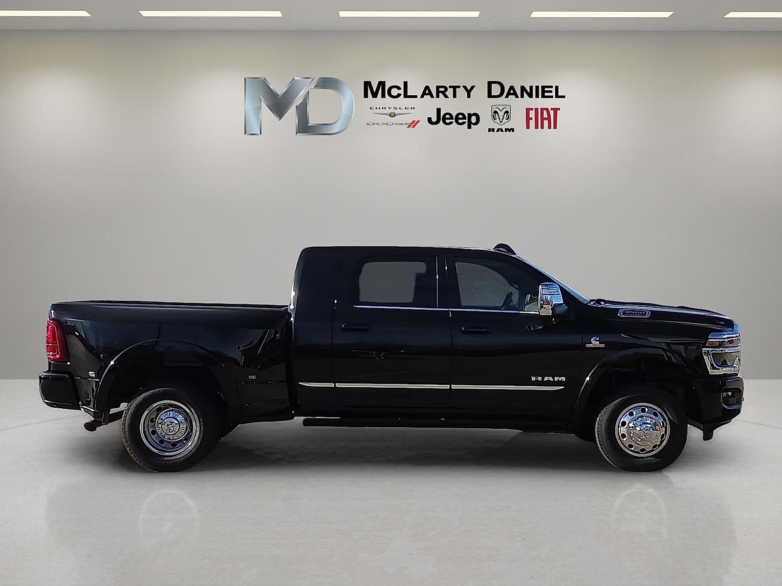 2026 RAM Ram 3500 RAM 3500 LIMITED MEGA CAB 4X4 6'4' BOX
