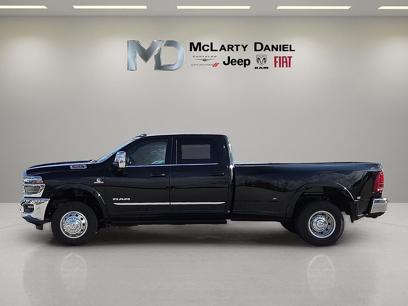 2026 RAM Ram 3500 RAM 3500 LIMITED CREW CAB 4X4 8' BOX