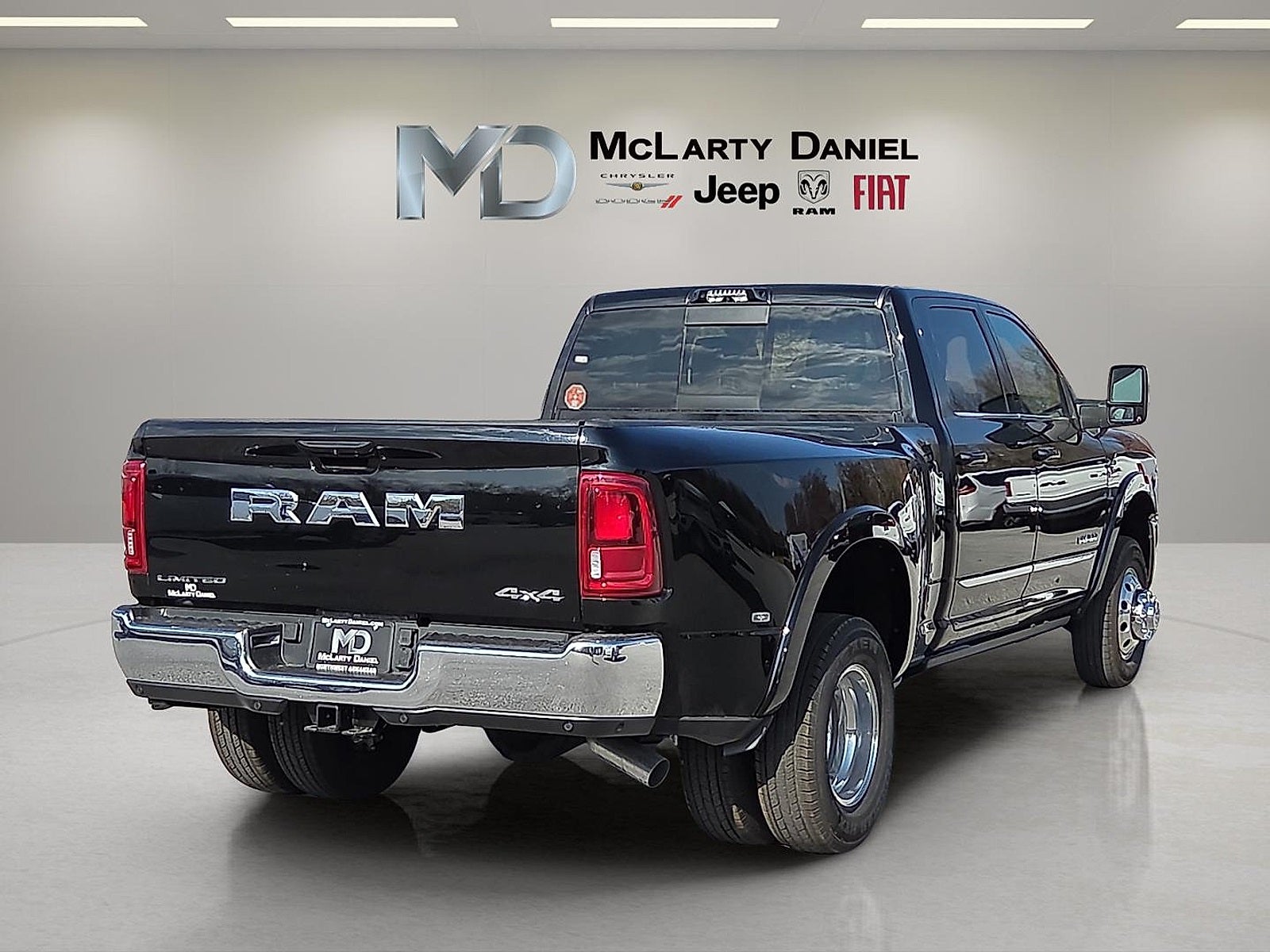 2026 RAM Ram 3500 RAM 3500 LIMITED CREW CAB 4X4 8' BOX