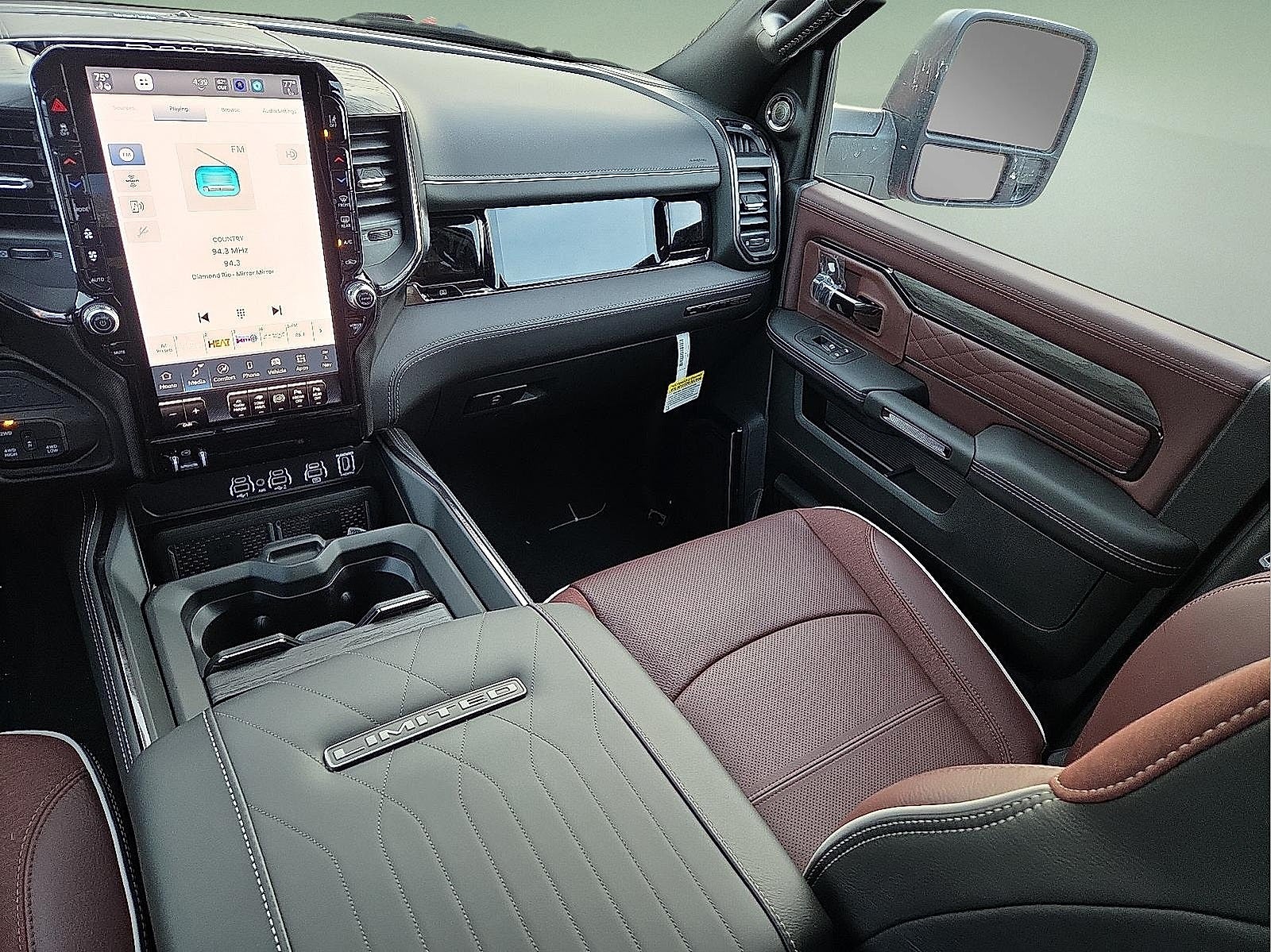 2026 RAM Ram 3500 RAM 3500 LIMITED CREW CAB 4X4 8' BOX