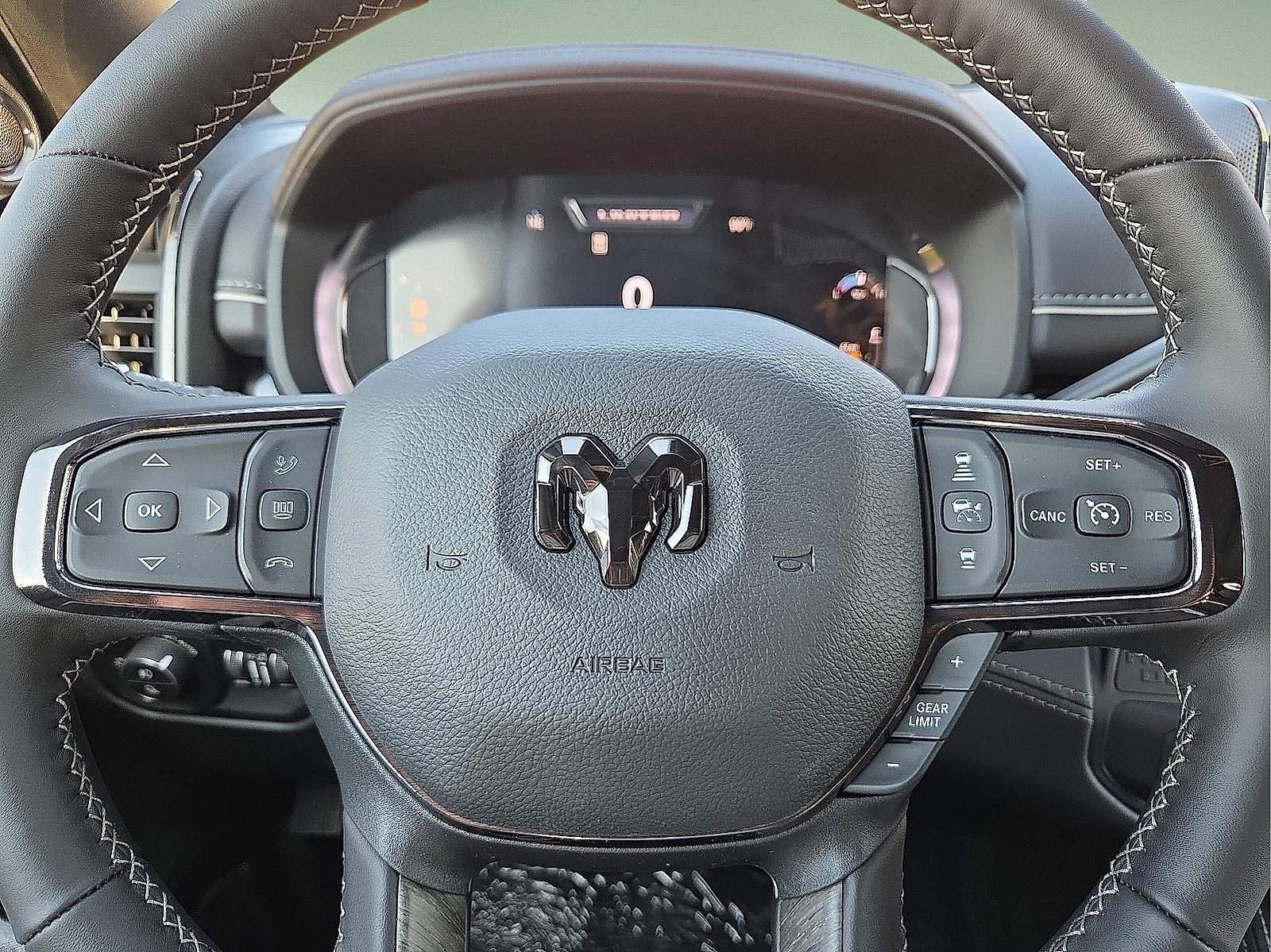 2026 RAM Ram 3500 RAM 3500 LIMITED CREW CAB 4X4 8' BOX