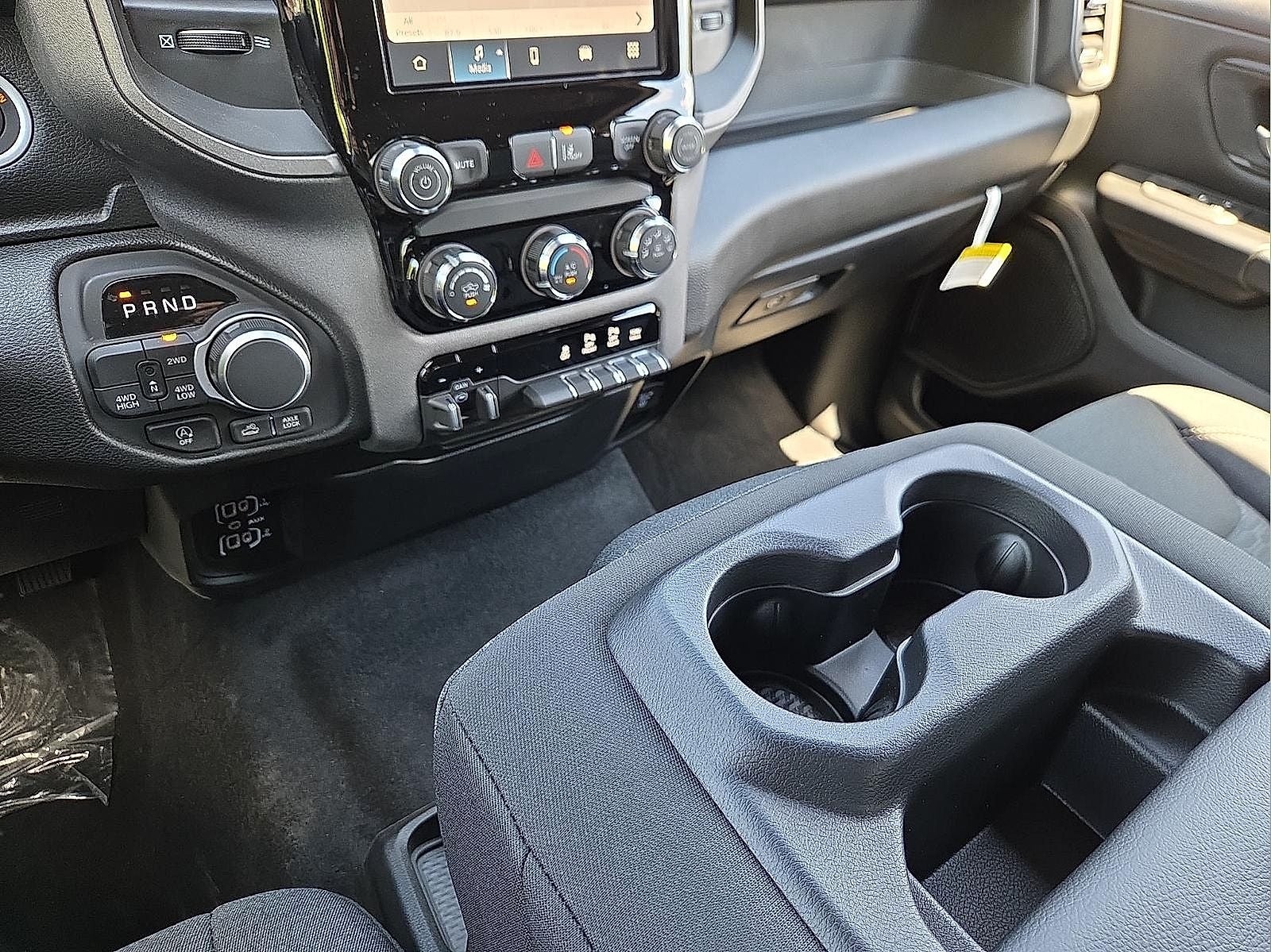 2026 RAM Ram 1500 RAM 1500 WARLOCK CREW CAB 4X4 5'7' BOX
