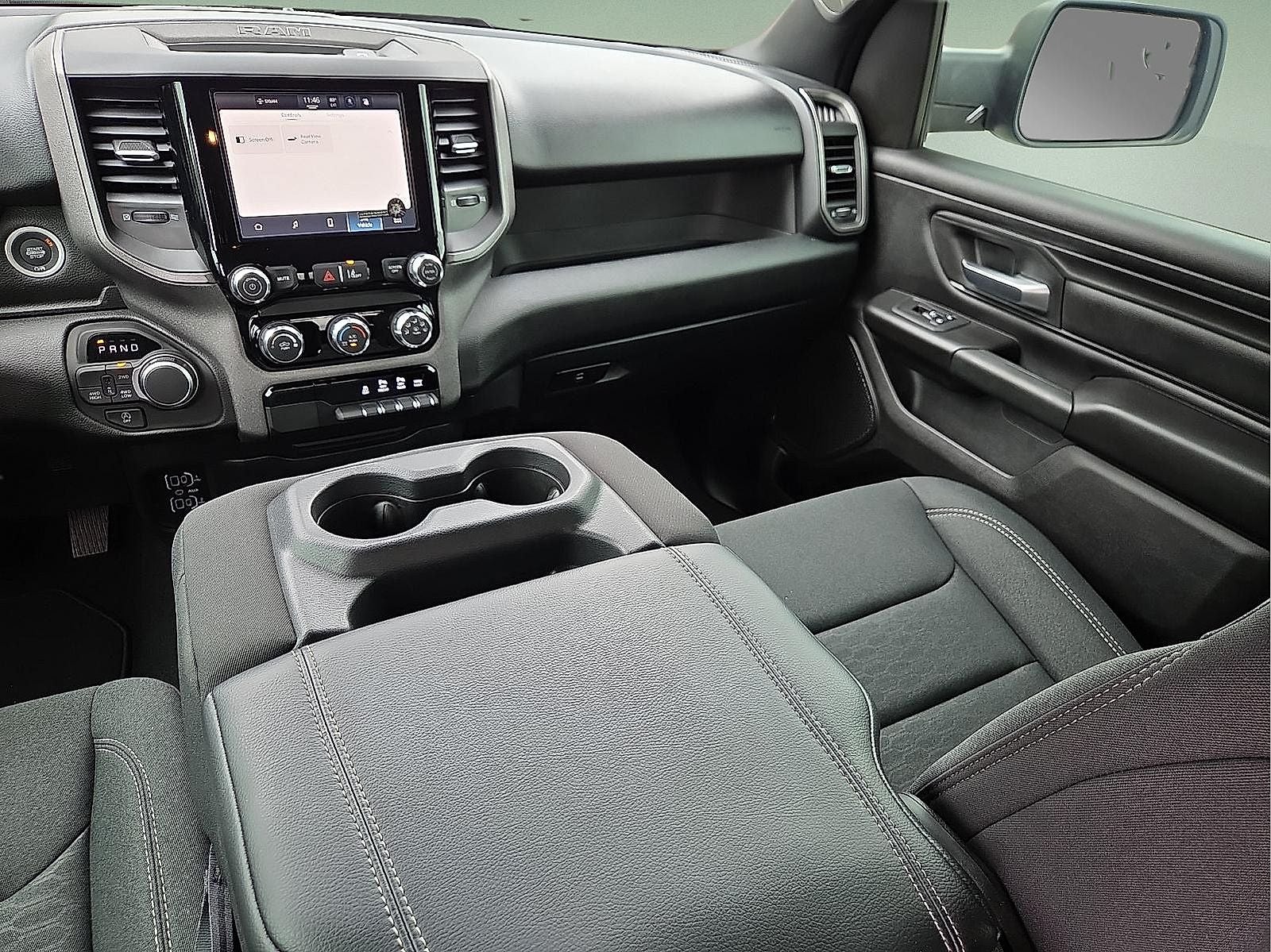 2026 RAM Ram 1500 RAM 1500 TRADESMAN CREW CAB 4X4 5'7' BOX