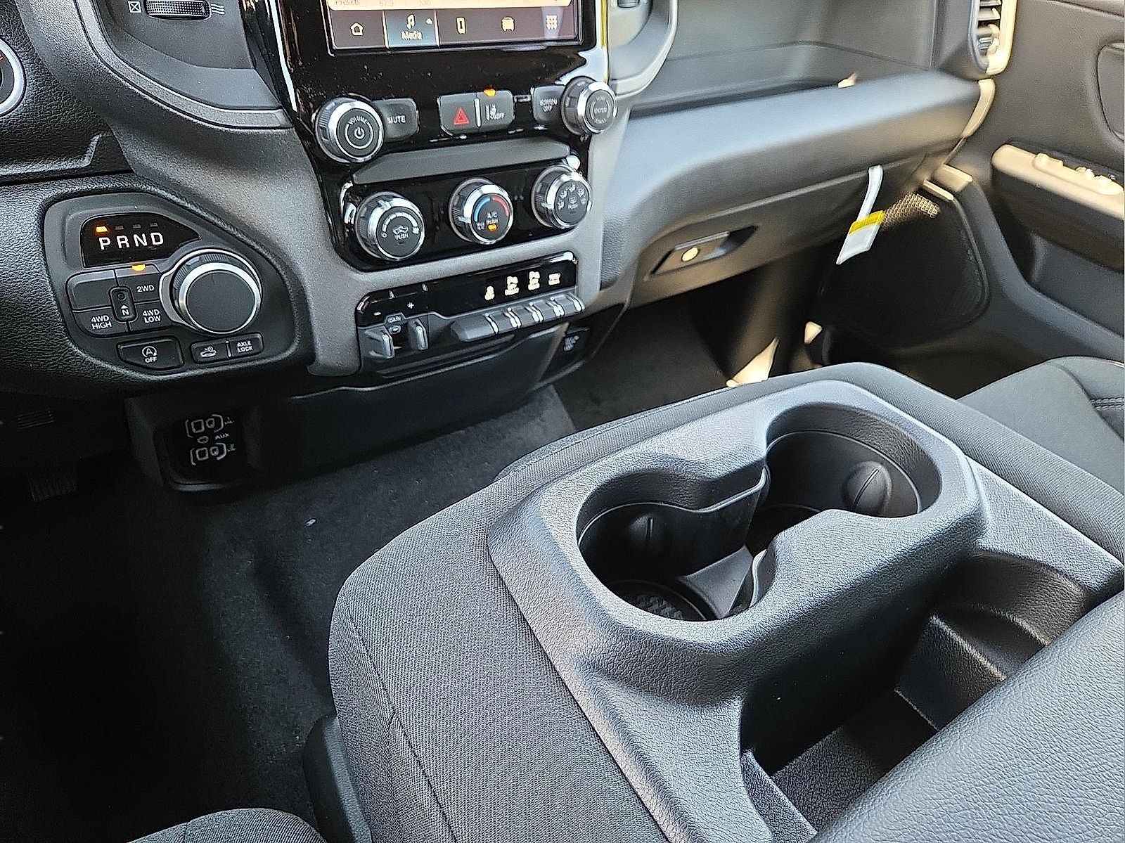 2026 RAM Ram 1500 RAM 1500 WARLOCK CREW CAB 4X4 5'7' BOX