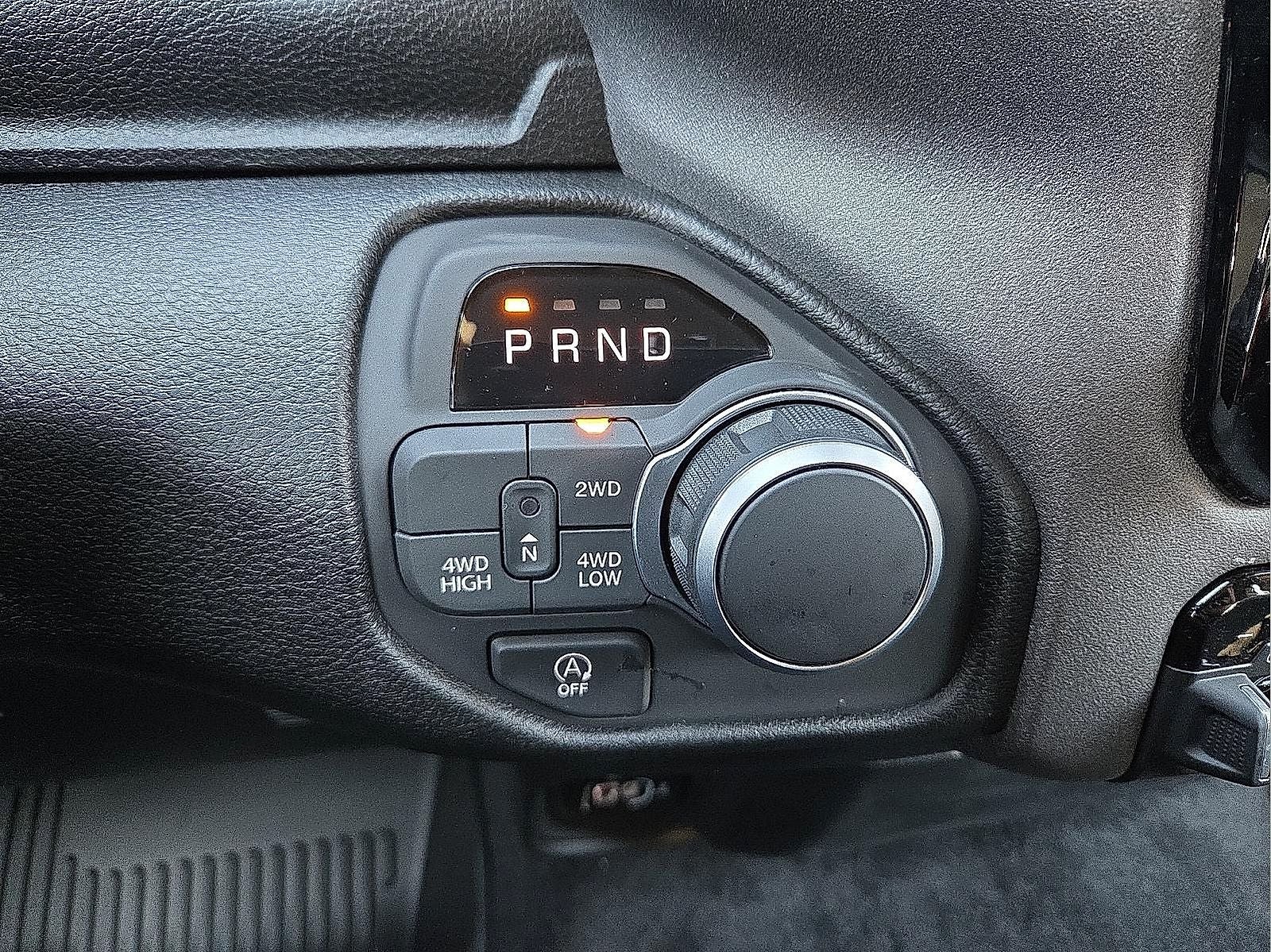 2026 RAM Ram 1500 RAM 1500 TRADESMAN CREW CAB 4X4 5'7' BOX