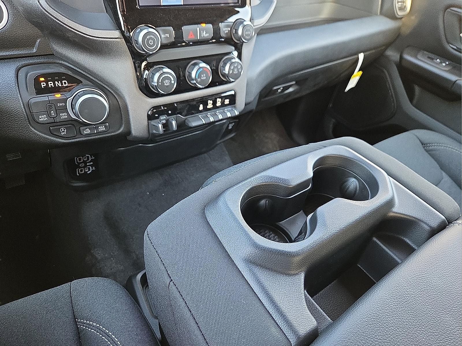 2026 RAM Ram 1500 RAM 1500 WARLOCK CREW CAB 4X4 5'7' BOX