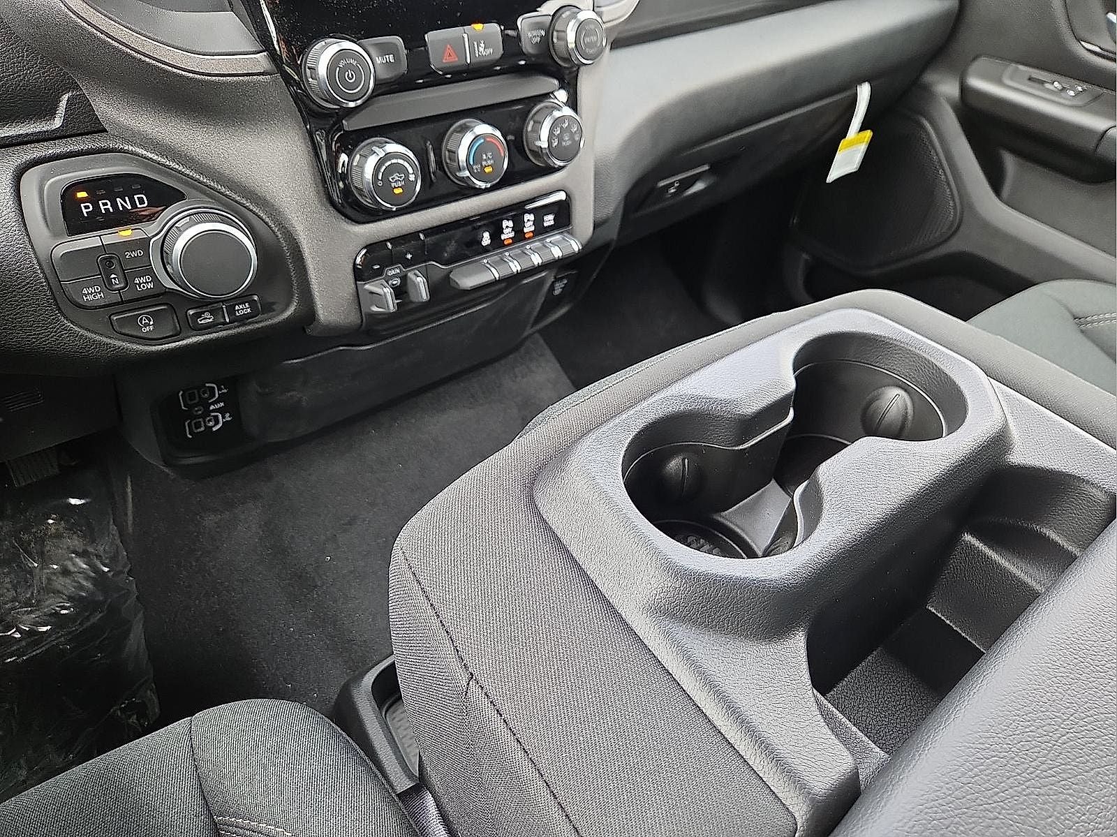 2026 RAM Ram 1500 RAM 1500 WARLOCK CREW CAB 4X4 5'7' BOX