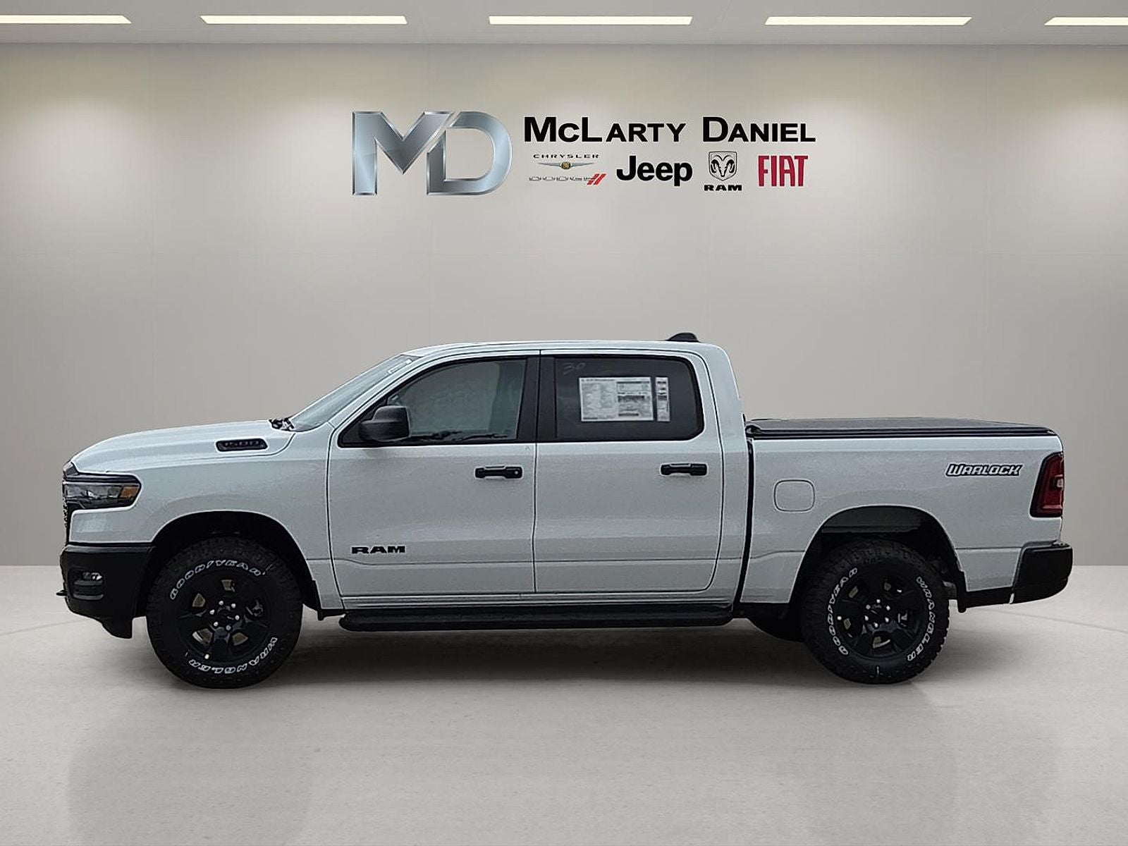 2026 RAM Ram 1500 RAM 1500 WARLOCK CREW CAB 4X4 5'7' BOX