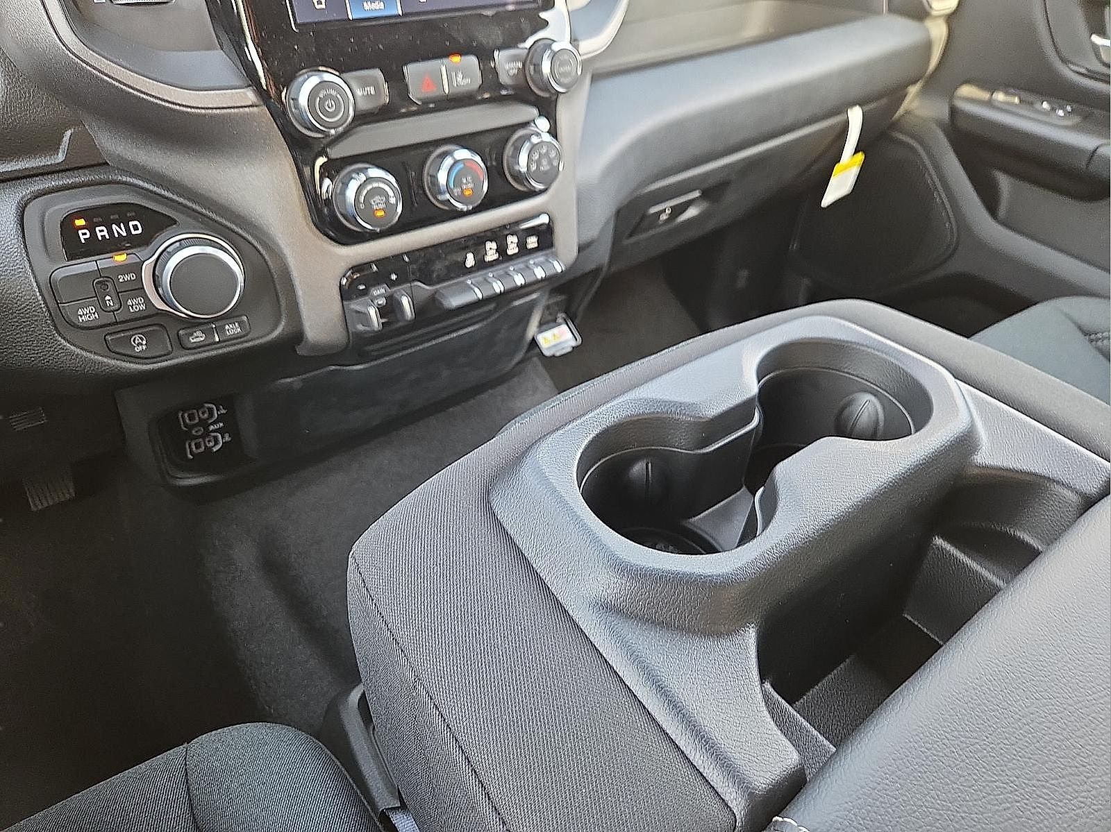 2026 RAM Ram 1500 RAM 1500 WARLOCK CREW CAB 4X4 5'7' BOX