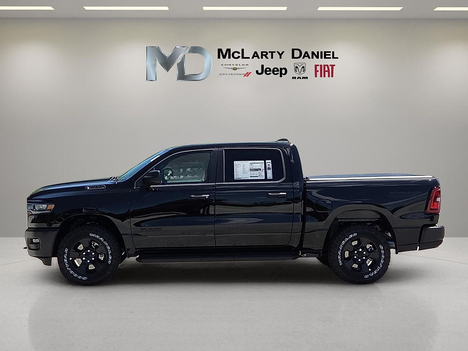 2026 RAM Ram 1500 RAM 1500 WARLOCK CREW CAB 4X4 5'7' BOX