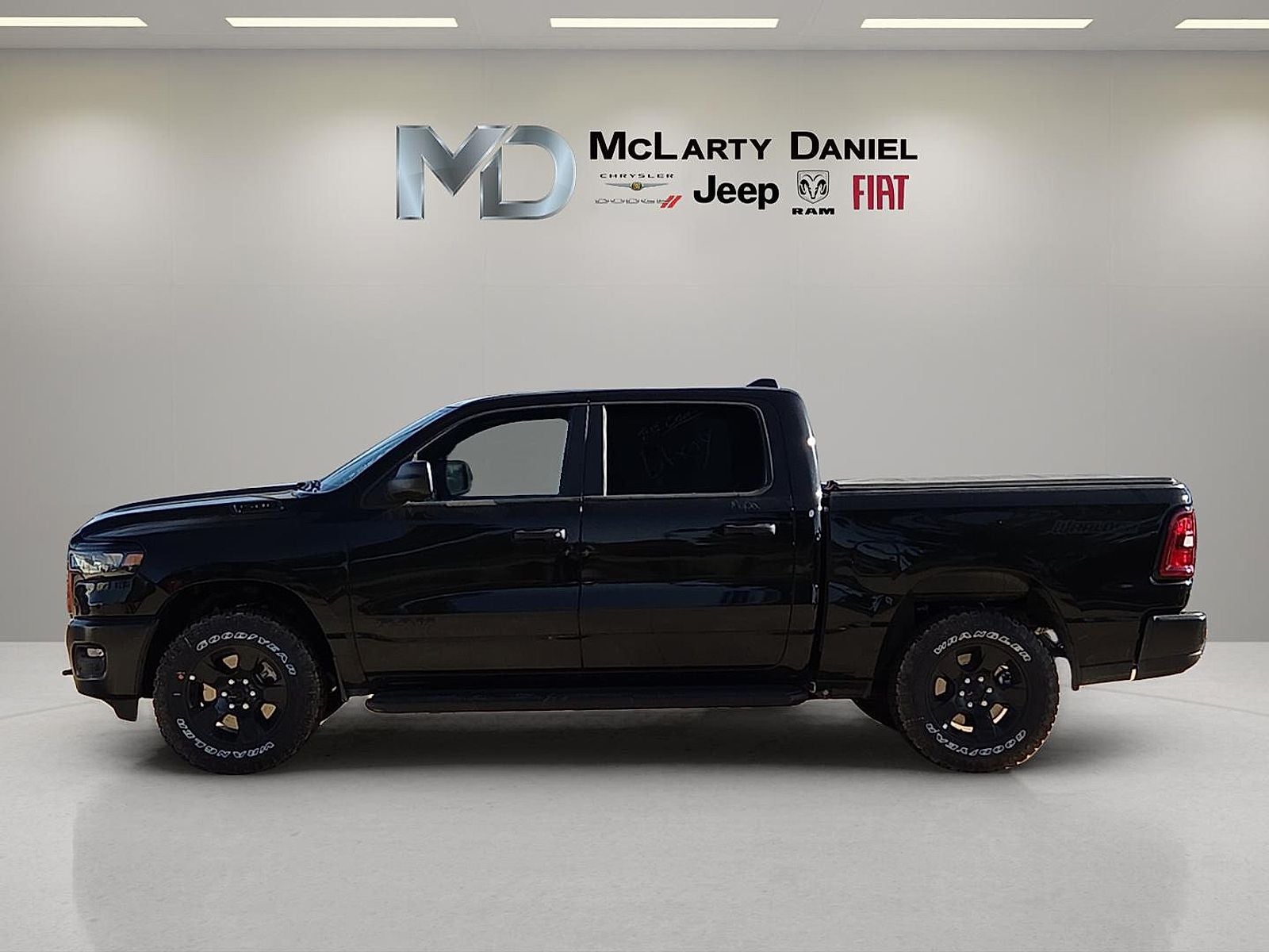2026 RAM Ram 1500 RAM 1500 WARLOCK CREW CAB 4X4 5'7' BOX