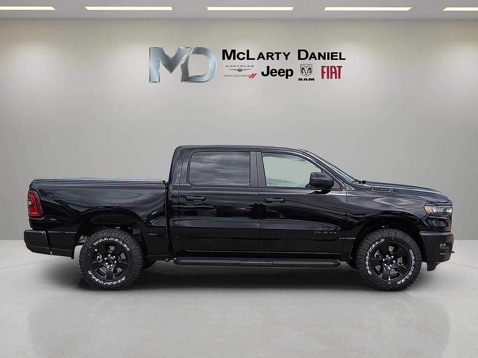 2026 RAM Ram 1500 RAM 1500 WARLOCK CREW CAB 4X4 5'7' BOX