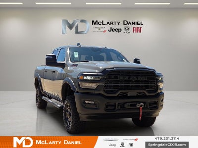 2026 RAM 2500 Tradesman Crew Cab 4x4 6'4' Box