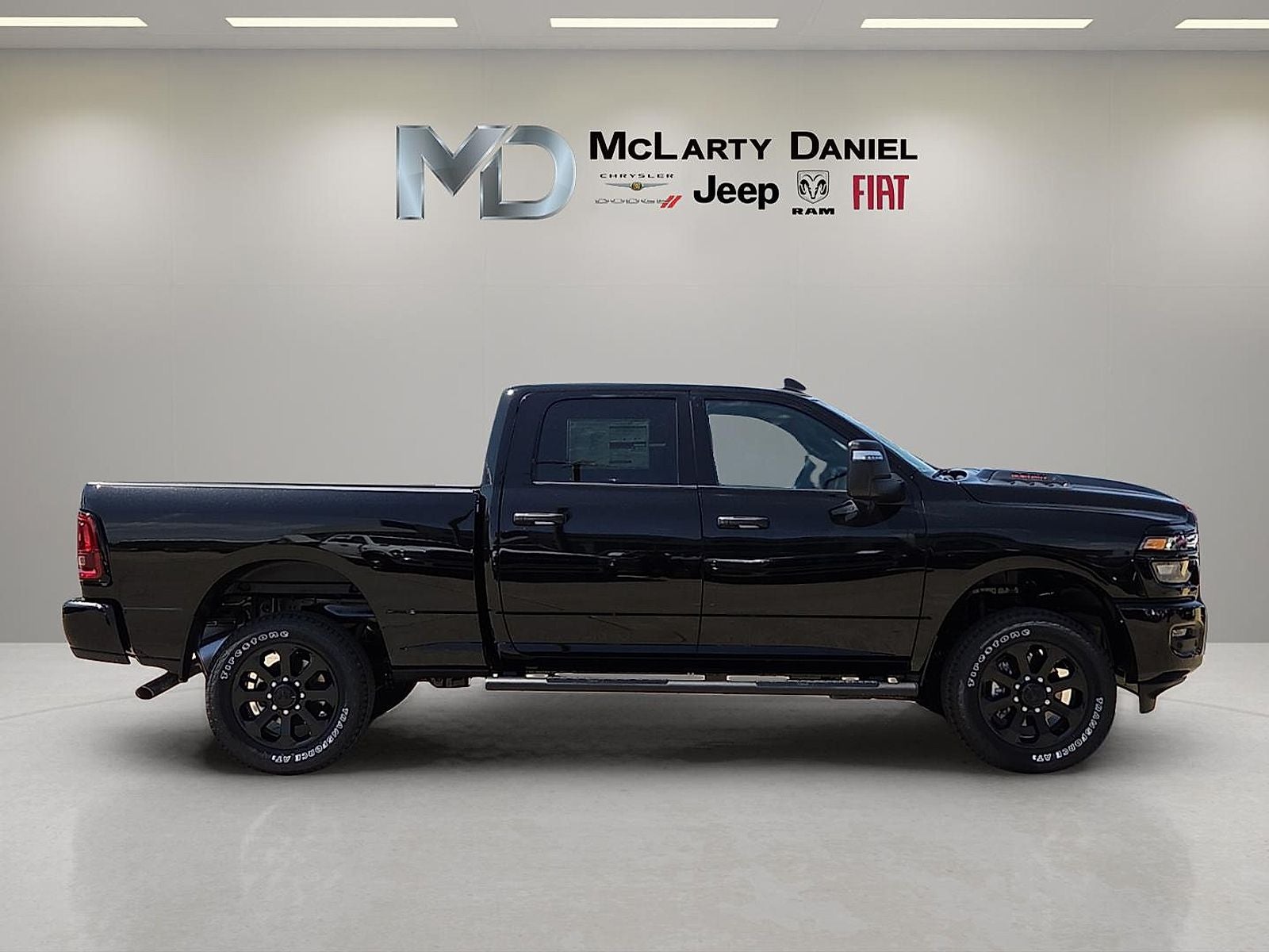 2026 RAM 2500 Black Express Crew Cab 4x4 6'4' Box
