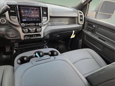 2026 RAM 2500 RAM 2500 TRADESMAN CREW CAB 4X4 6'4' BOX