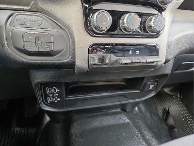 2026 RAM 2500 RAM 2500 TRADESMAN CREW CAB 4X4 6'4' BOX