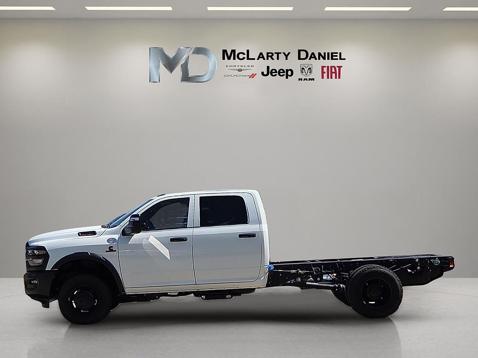 2026 RAM 3500 RAM 3500 TRADESMAN CREW CAB CHASSIS 4X4 60' CA
