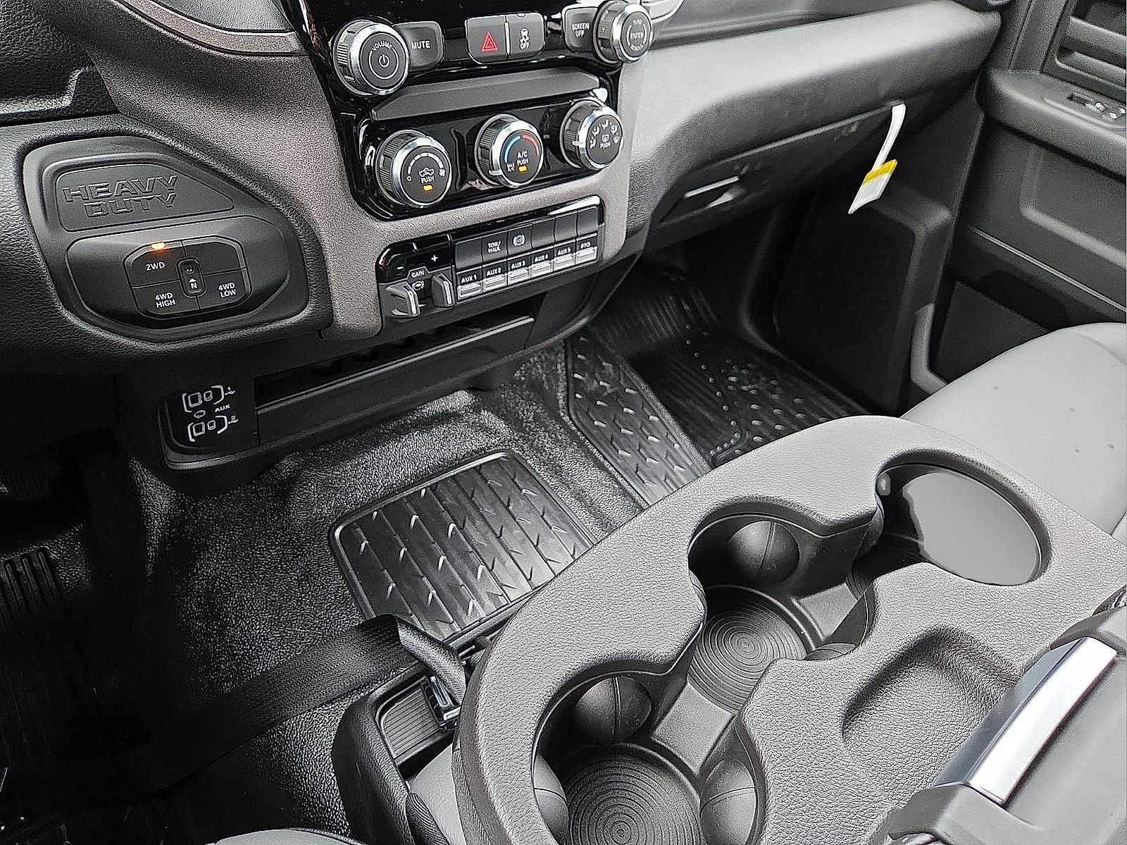 2026 RAM 3500 Tradesman/Big Horn