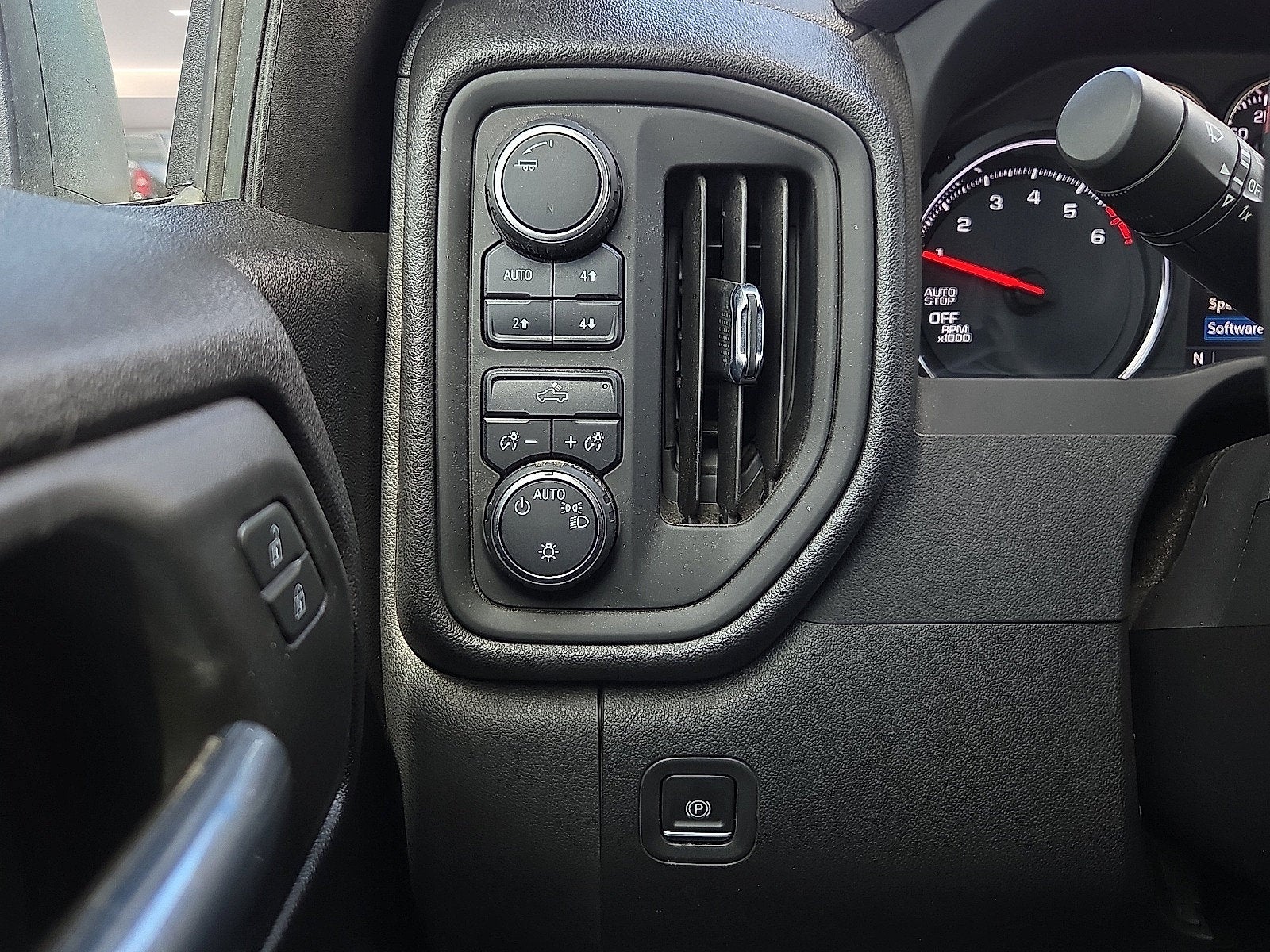 2022 Chevrolet Silverado 1500 LTD 4WD Crew Cab Short Bed Custom Trail Boss
