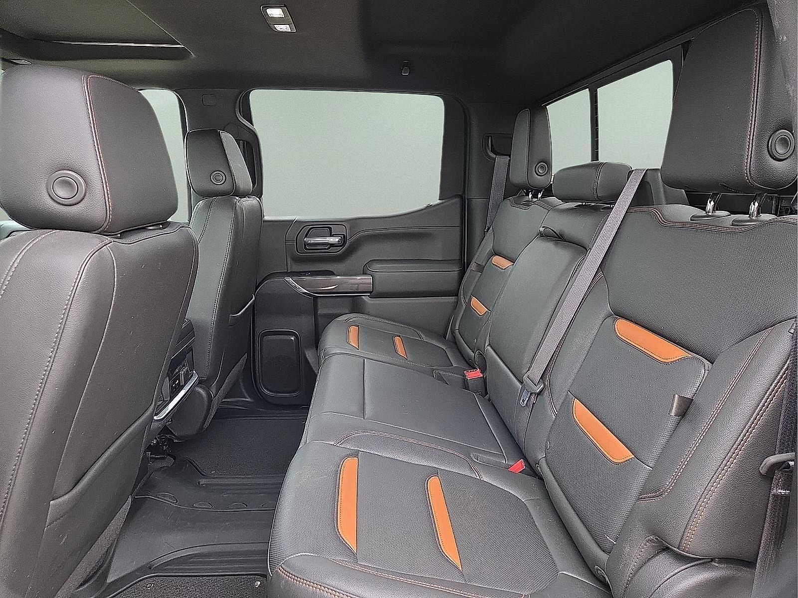 2022 GMC Sierra 1500 Limited 4WD Crew Cab Short Box AT4