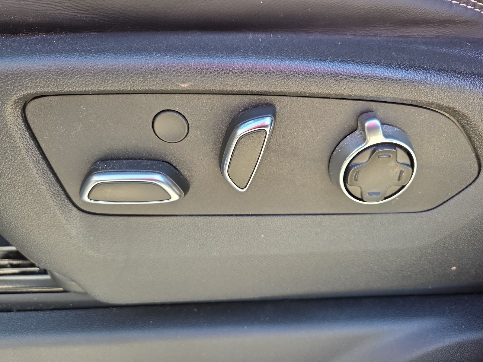 2025 GMC Sierra 1500 4WD Crew Cab Short Box AT4X