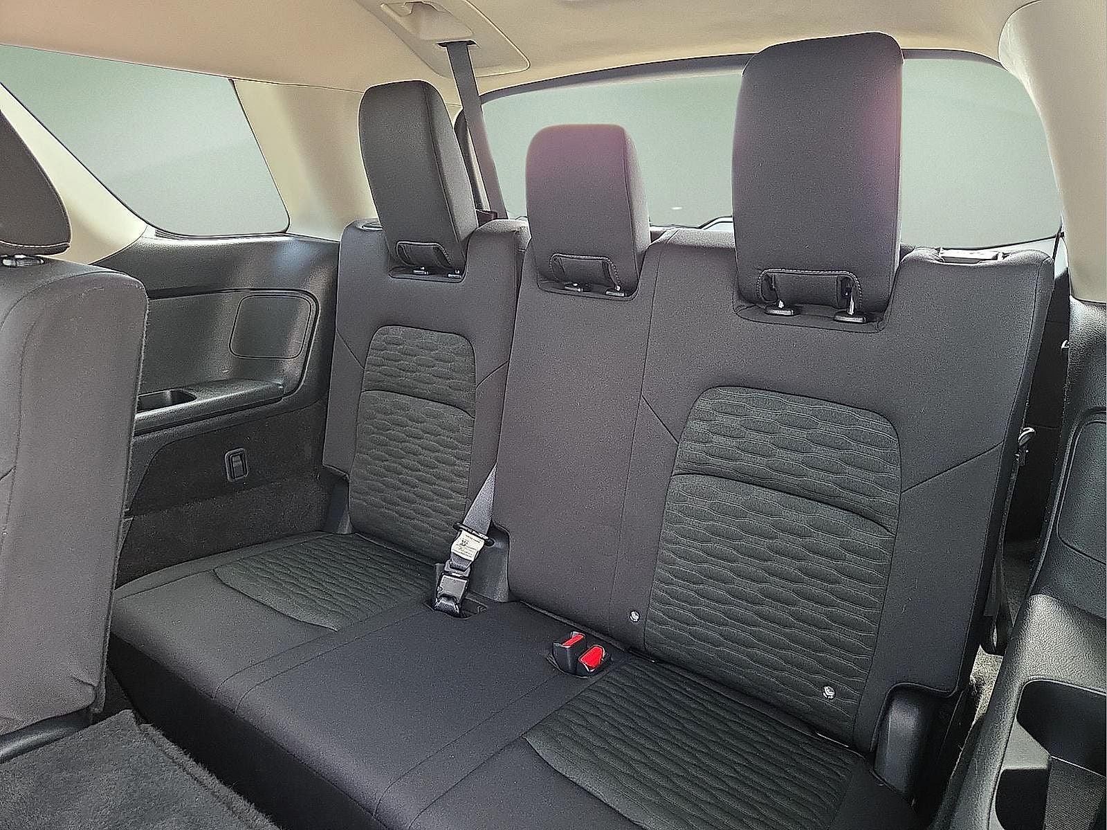 2025 Nissan Pathfinder SV FWD