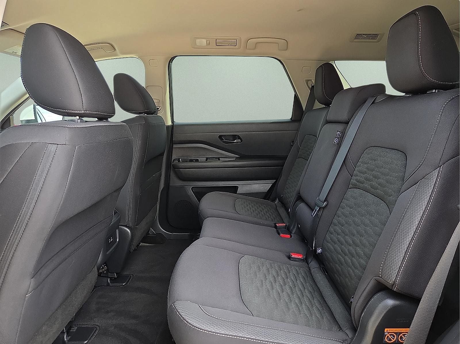 2025 Nissan Pathfinder SV FWD