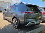 2022 Nissan Pathfinder Platinum 4WD