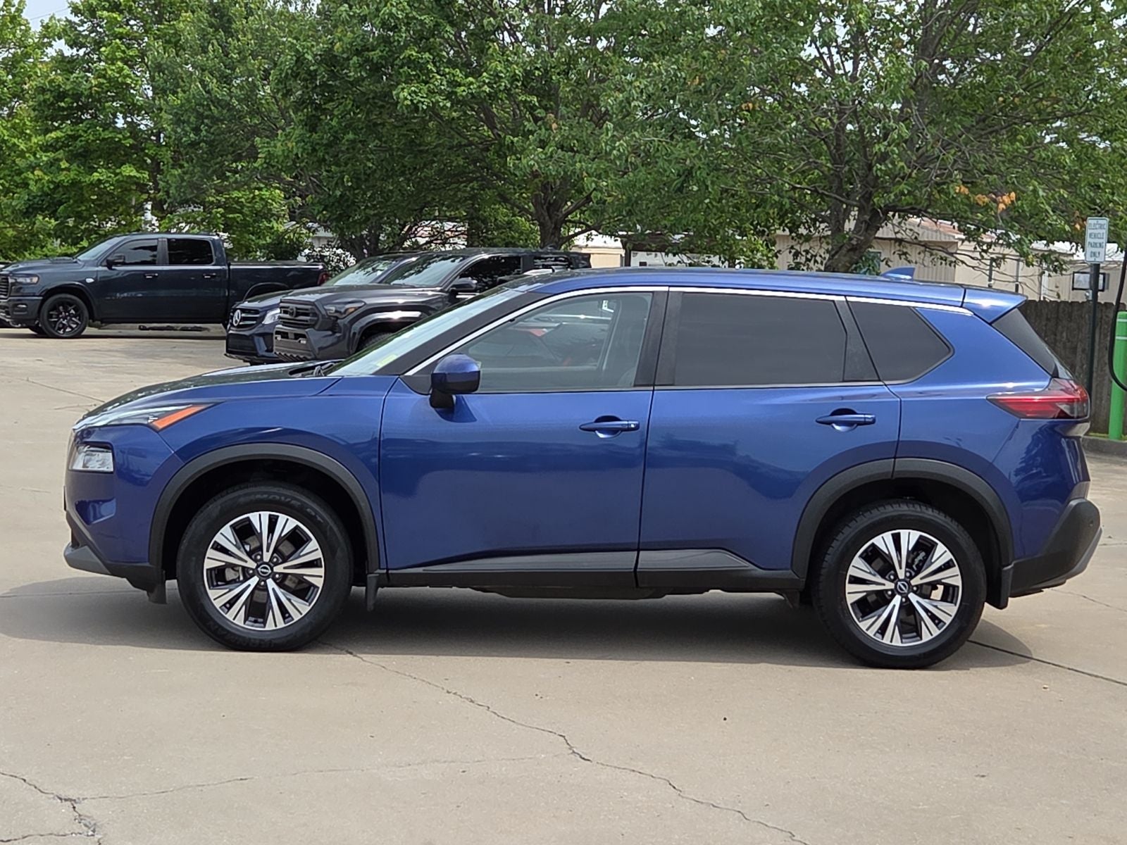2023 Nissan Rogue SV Intelligent AWD