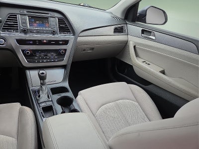 2016 Hyundai Sonata Hybrid SE