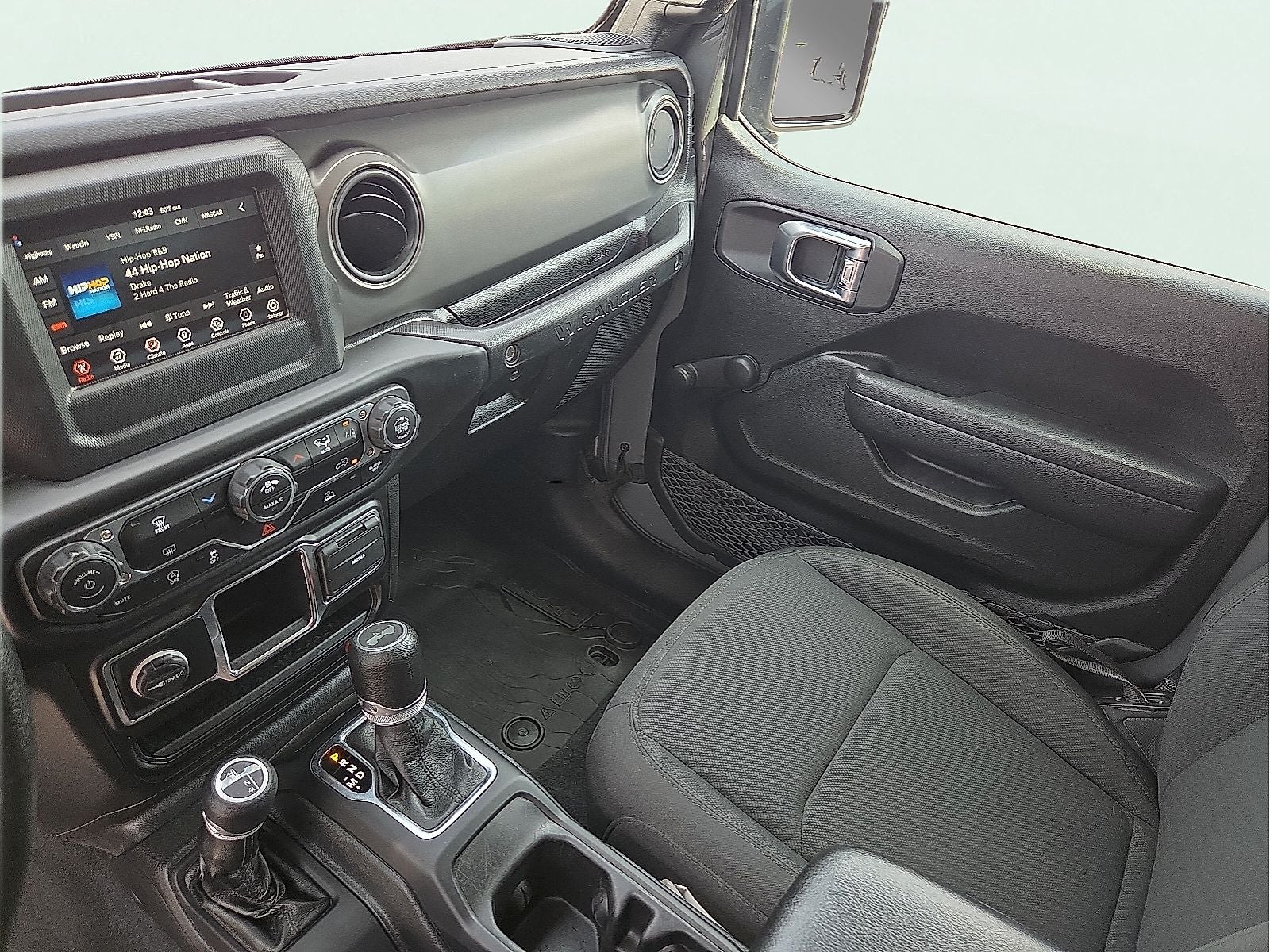 2022 Jeep Wrangler Willys Sport