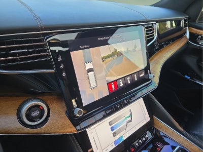 2022 Jeep Grand Wagoneer Series III