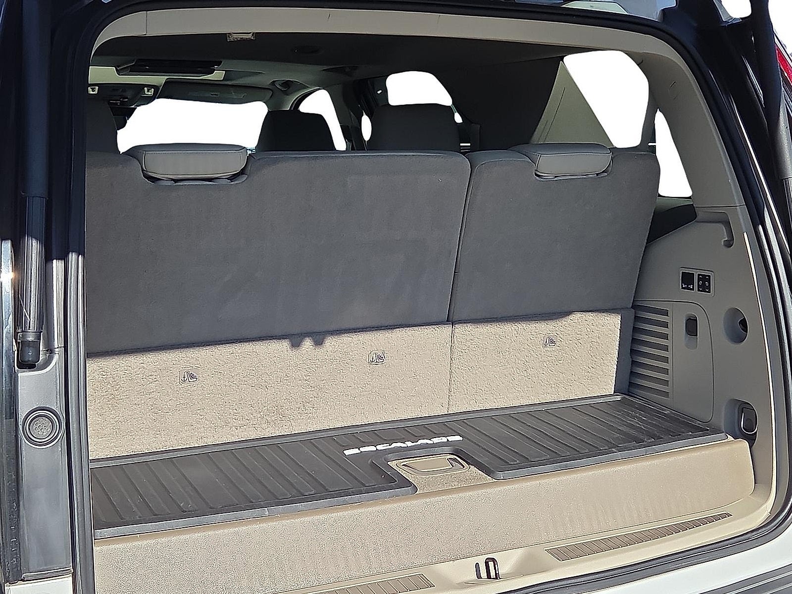 2019 Cadillac Escalade Premium Luxury