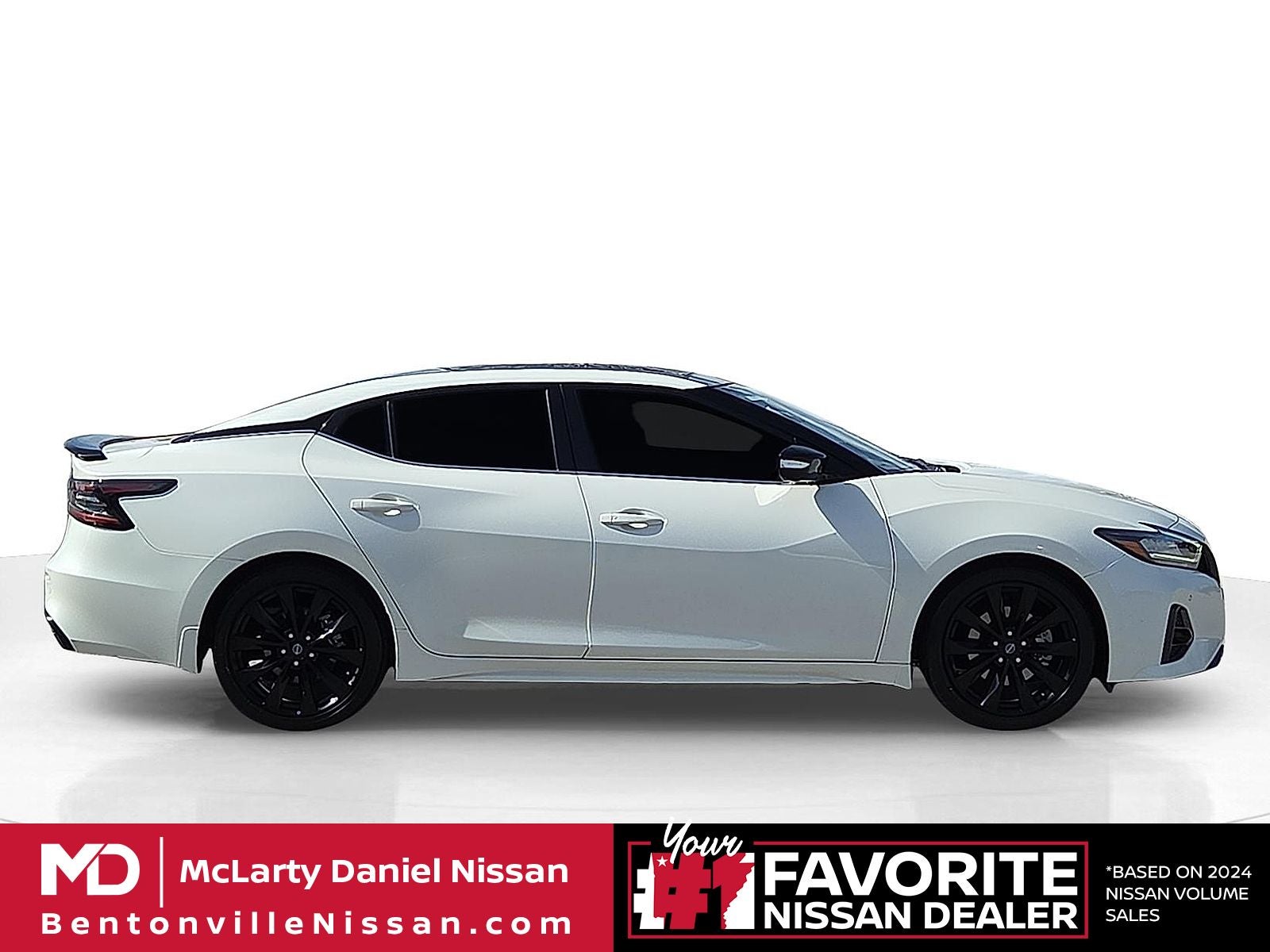 2023 Nissan Maxima SR