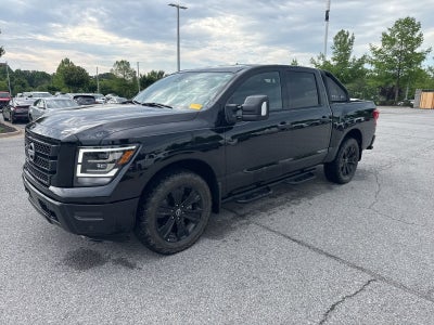2023 Nissan Titan SV