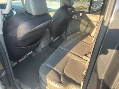 2010 Nissan Frontier LE