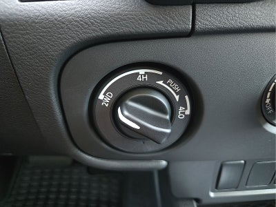 2025 Nissan Frontier S