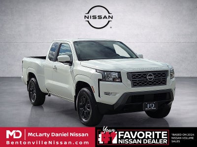 2024 Nissan Frontier SV